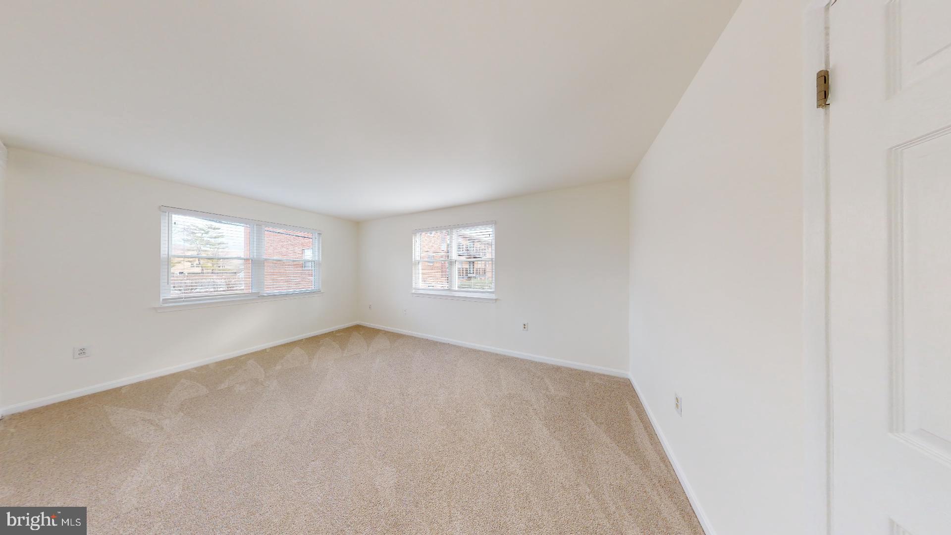 MAYFLOWER SQUARE - Residential