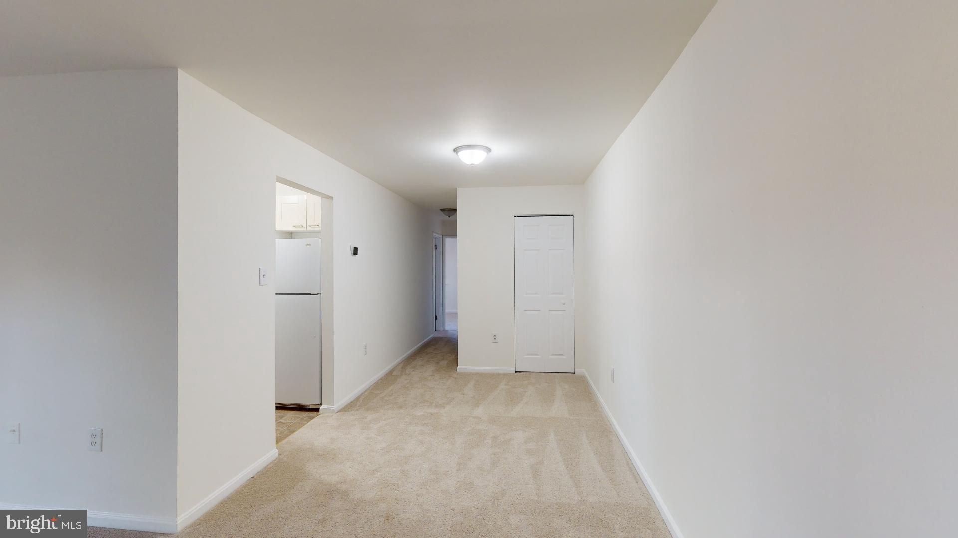 MAYFLOWER SQUARE - Residential