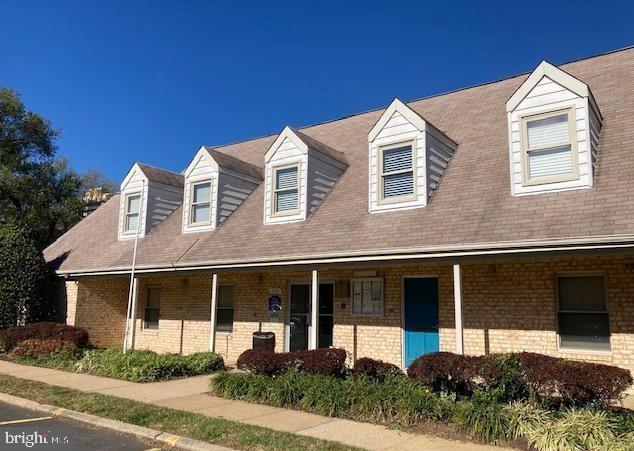 MAYFLOWER SQUARE - Residential