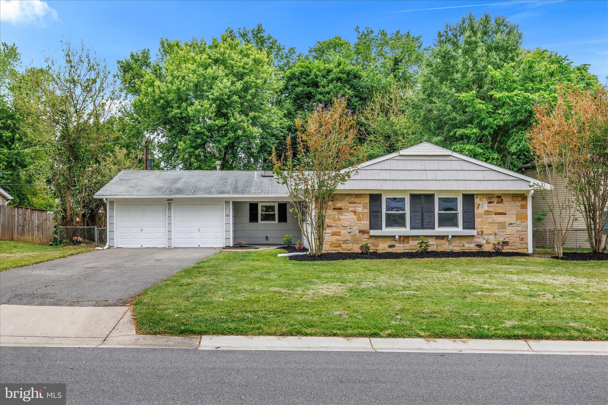YORKTOWN AT BELAIR - Residential