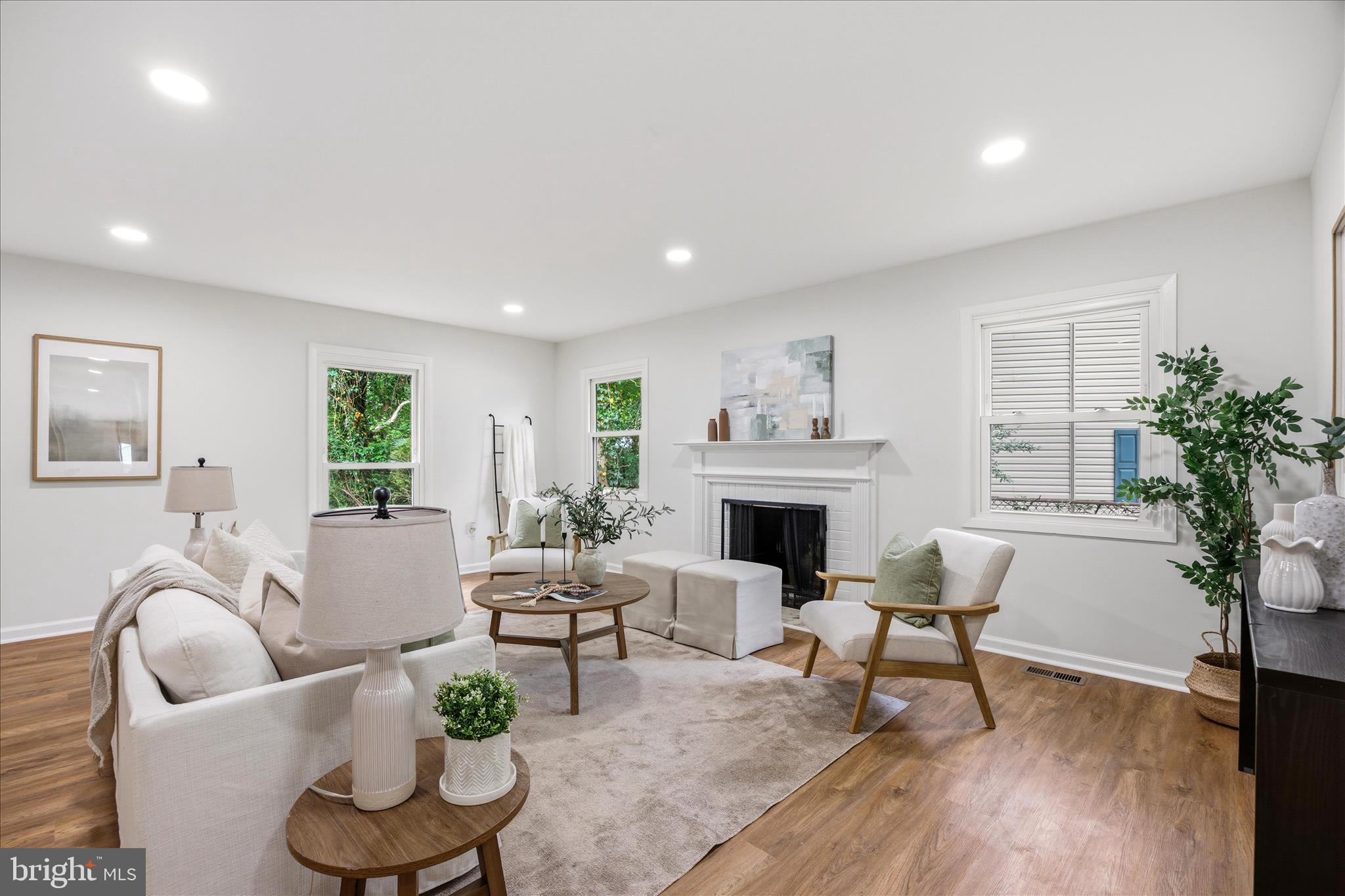 YORKTOWN AT BELAIR - Residential