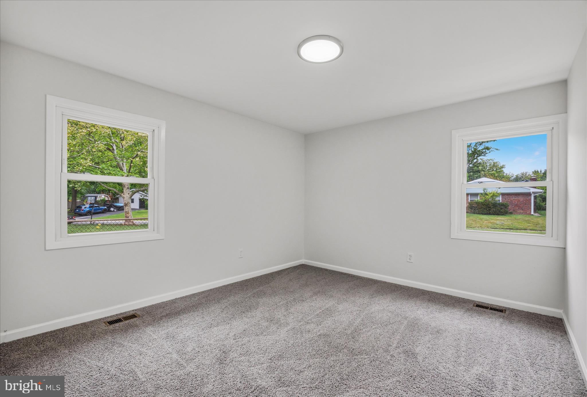 YORKTOWN AT BELAIR - Residential