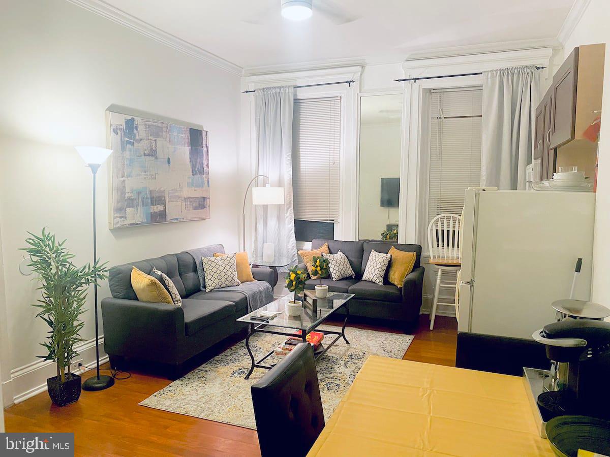 RITTENHOUSE SQUARE - Commercial Sale