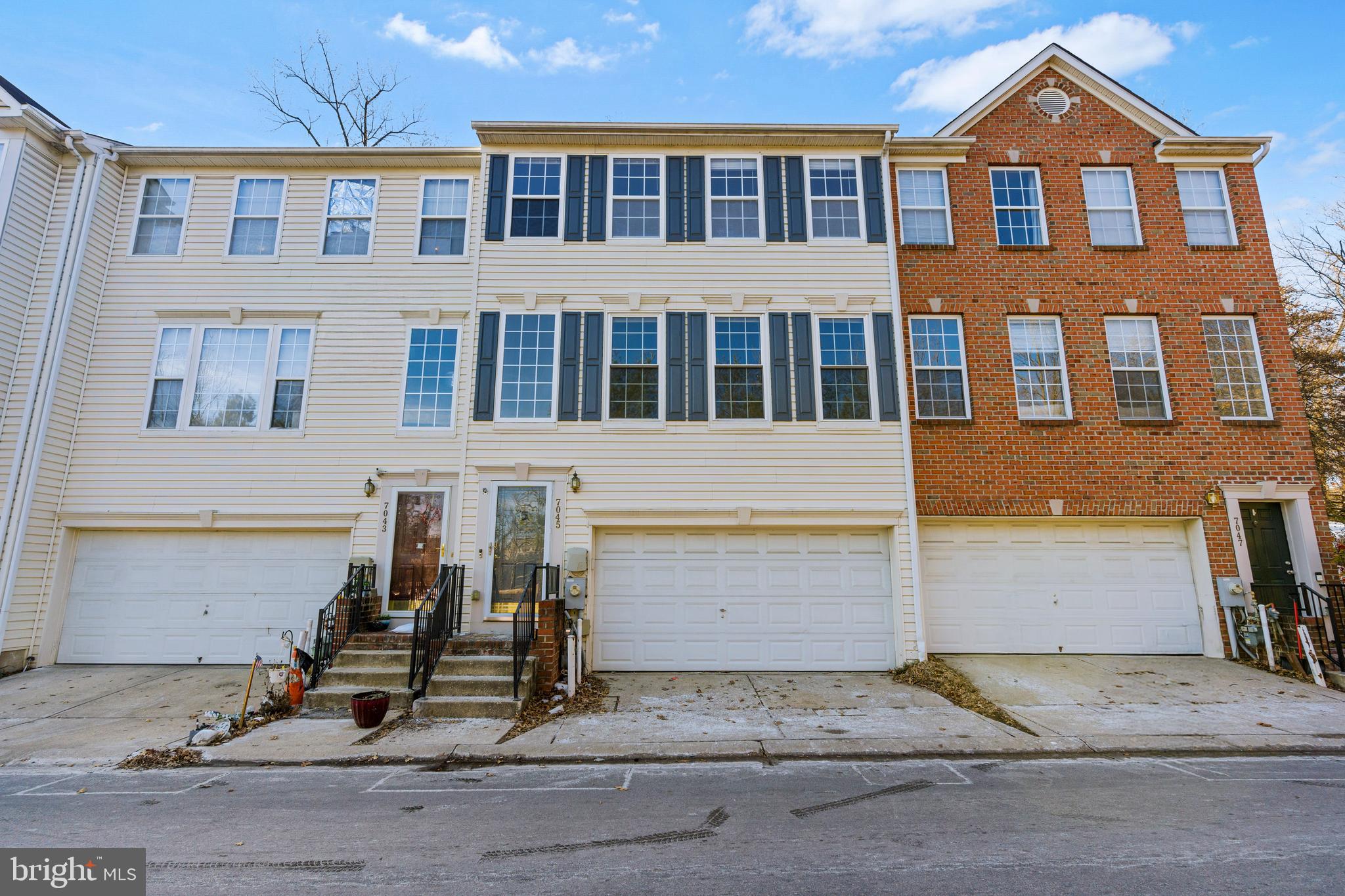 THE OAKS AT WATERS EDGE - Residential Lease