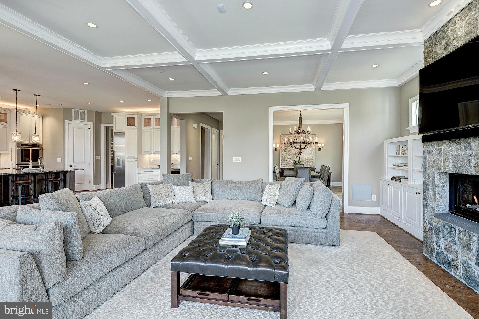 MURMURING PINES - Residential