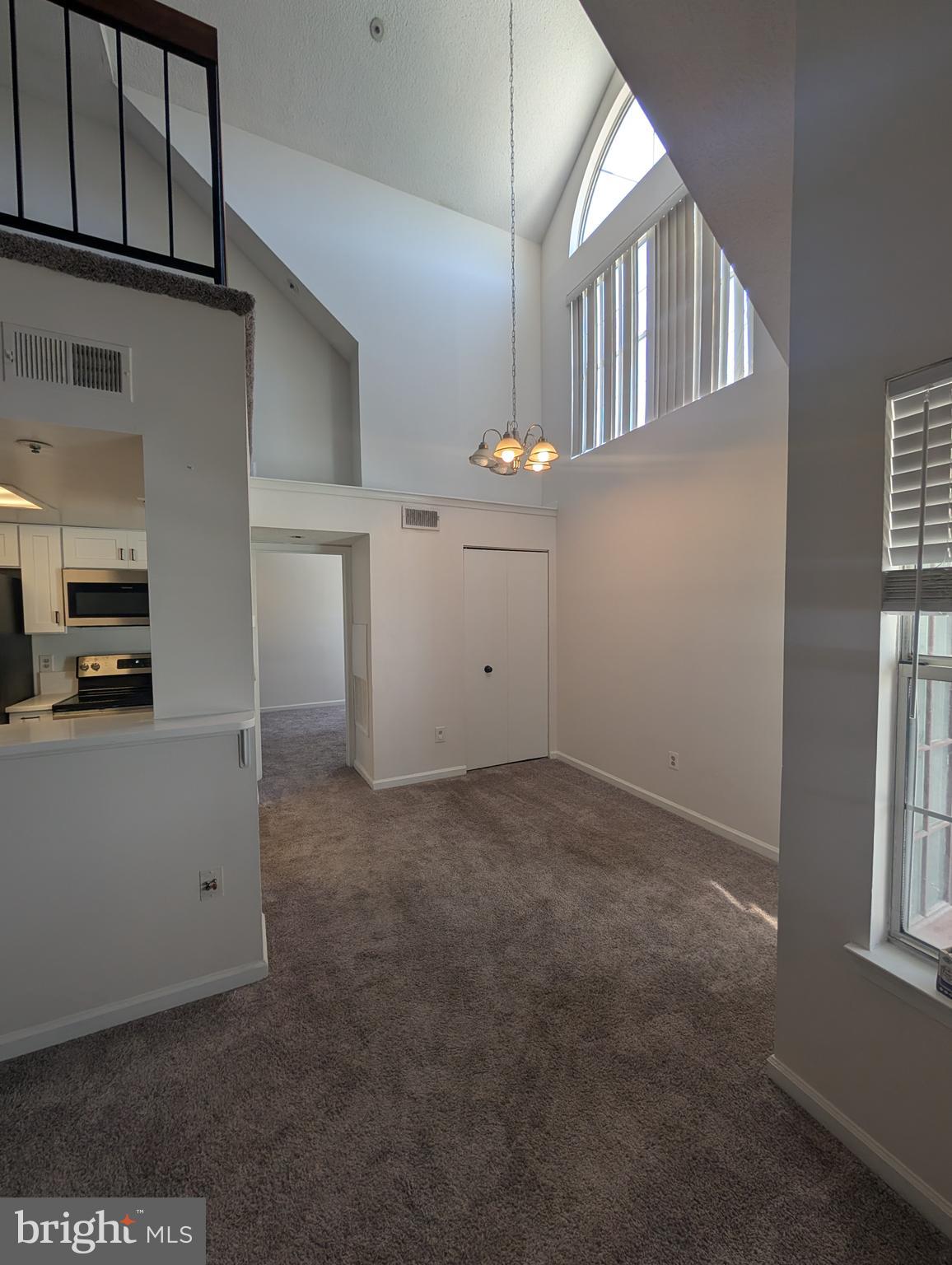 THE VISTAS - Residential Lease