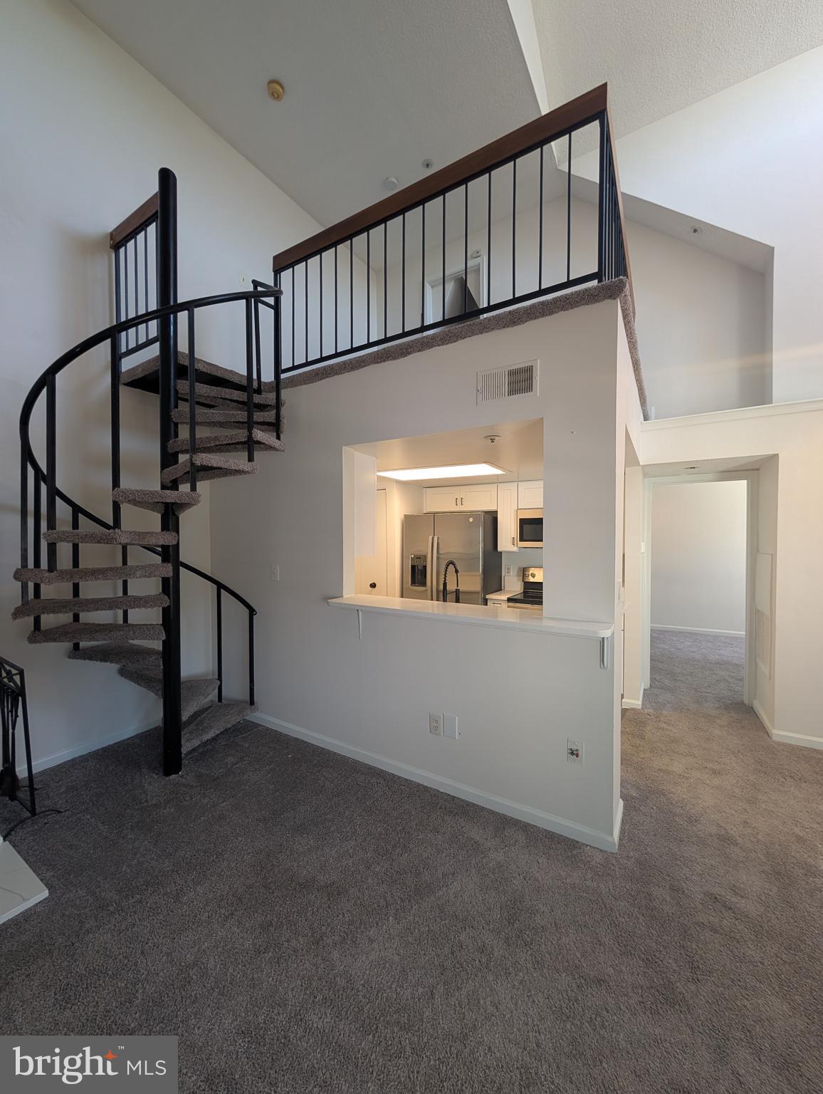 THE VISTAS - Residential Lease