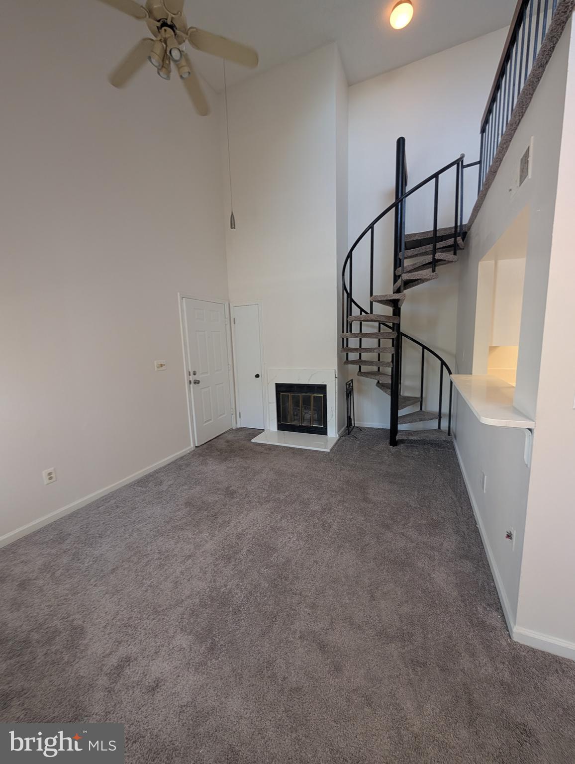 THE VISTAS - Residential Lease