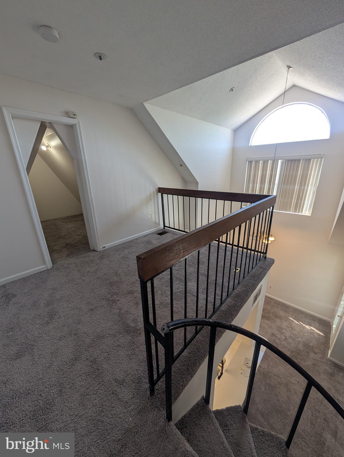 THE VISTAS - Residential Lease