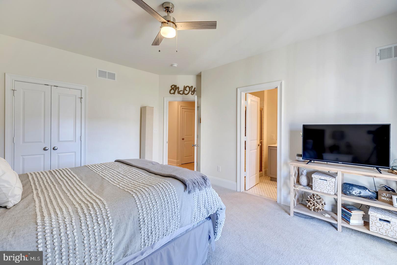 HERITAGE VILLAGE TOWNHOMES - Residential