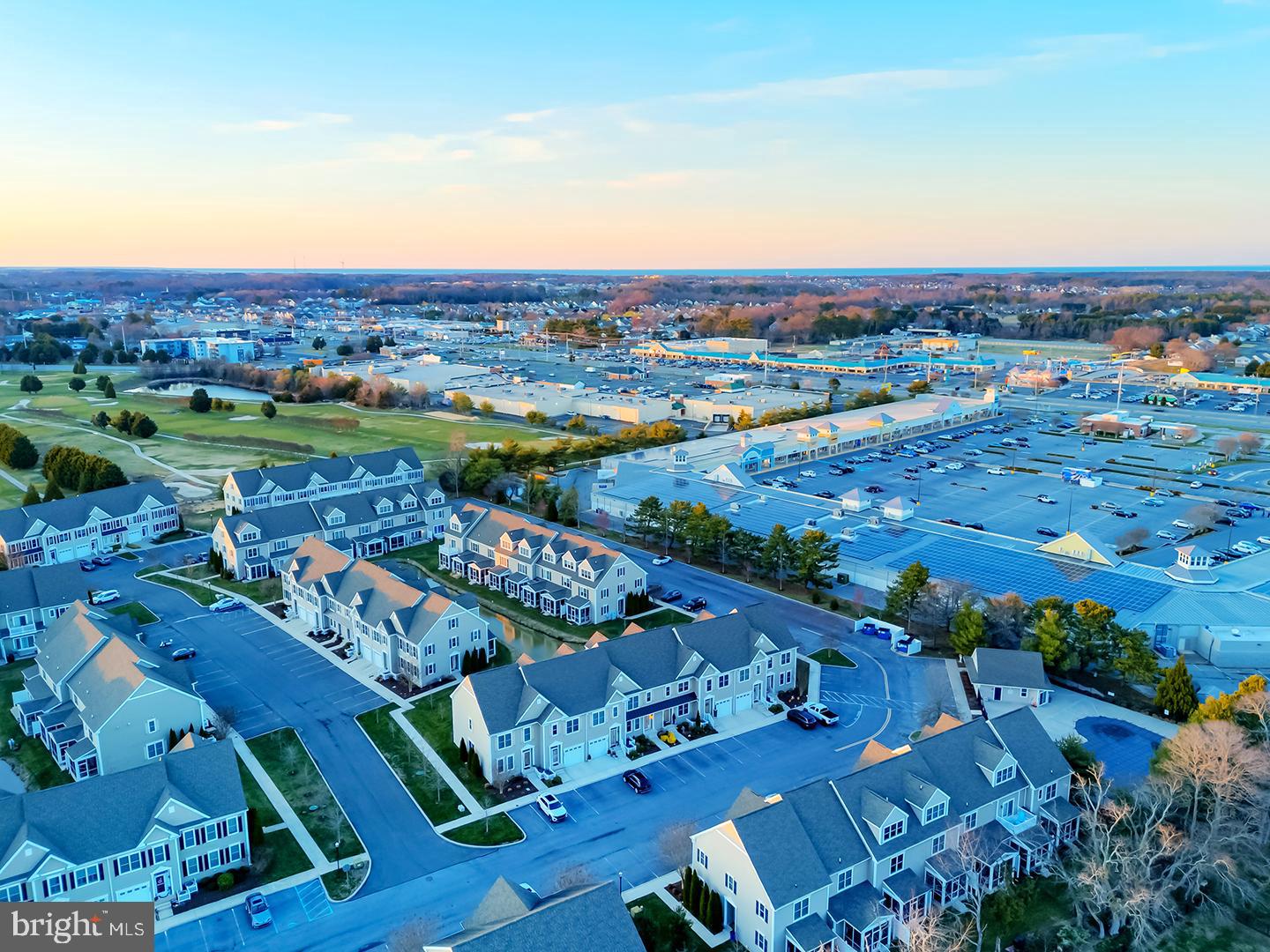 HERITAGE VILLAGE TOWNHOMES - Residential