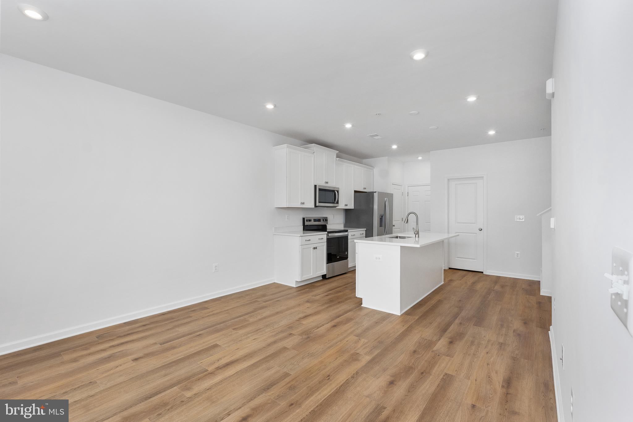 GOOSE CREEK VILLAGE CONDOMINIUM - Residential