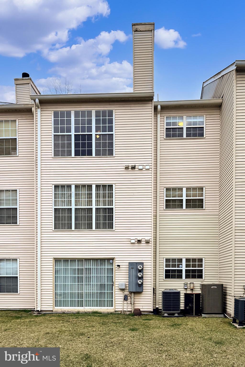FOX CHASE/EXETER - Residential Lease