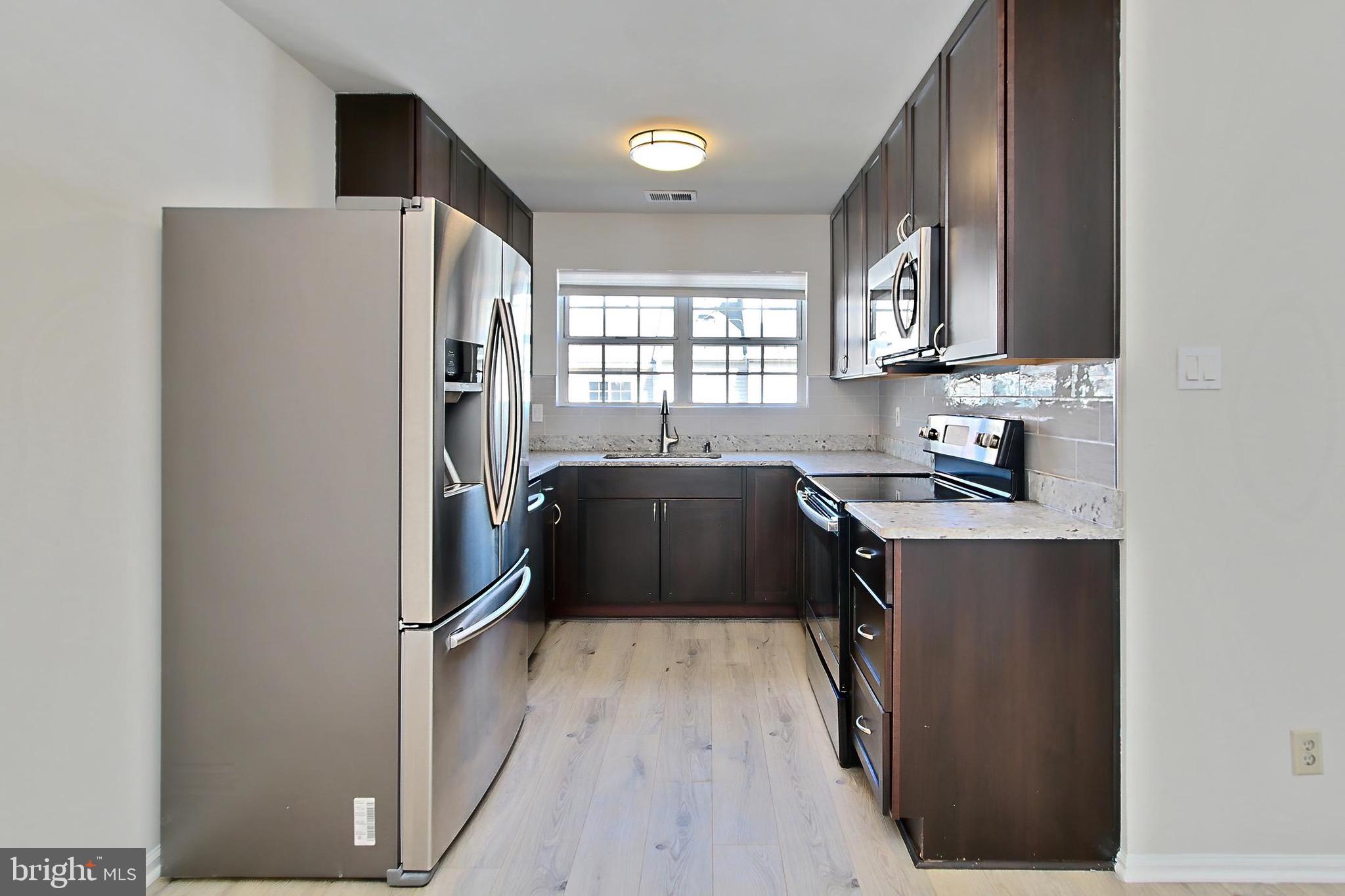 FOX CHASE/EXETER - Residential Lease
