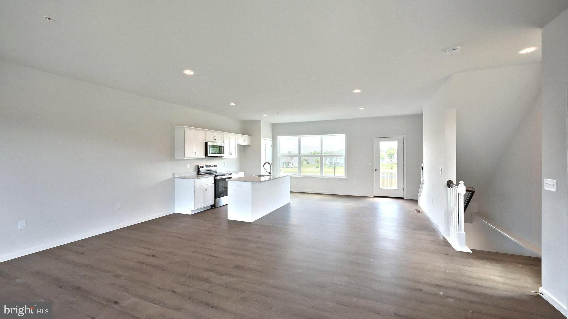 MERIDIAN HEIGHTS - Residential