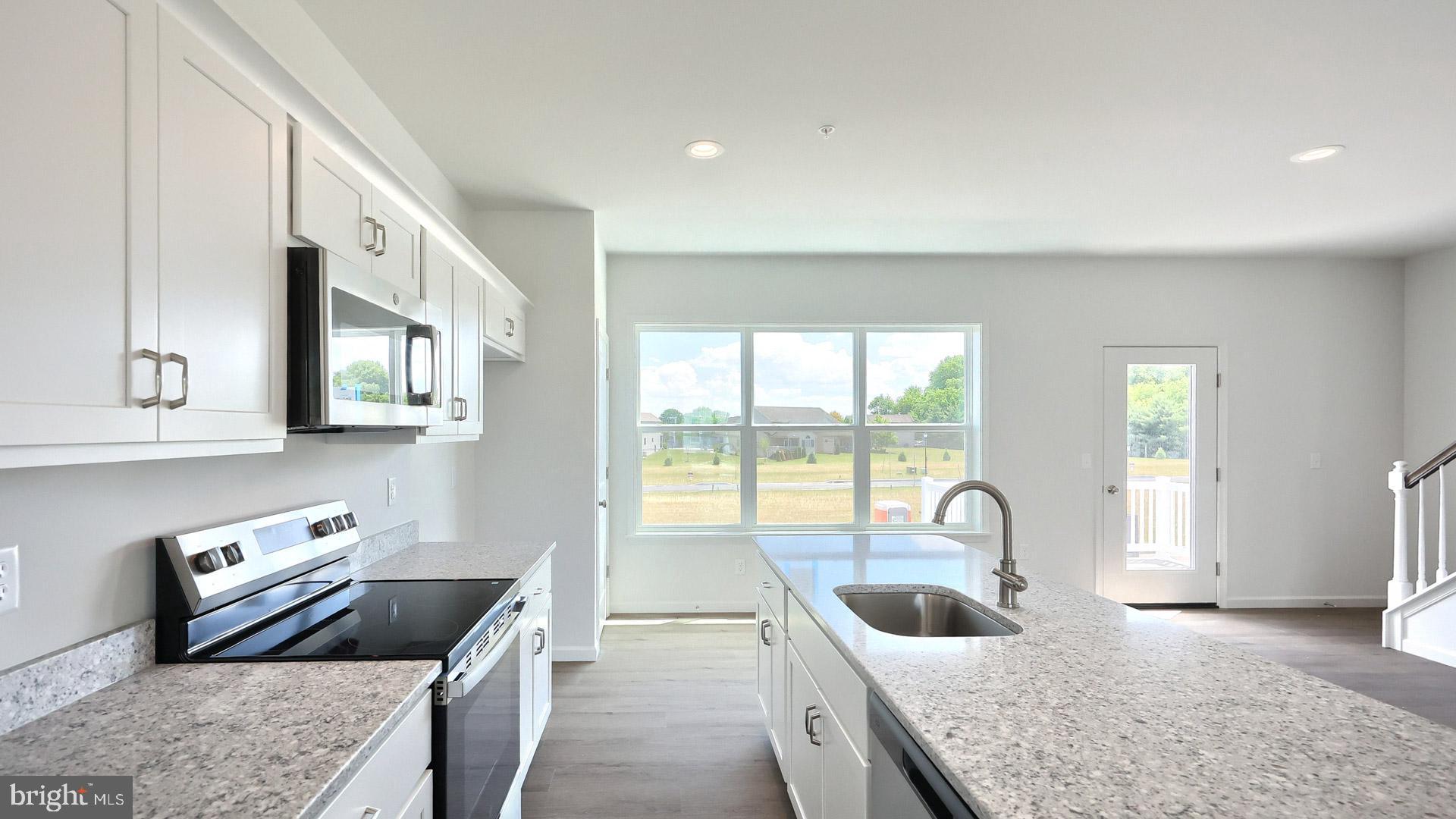MERIDIAN HEIGHTS - Residential