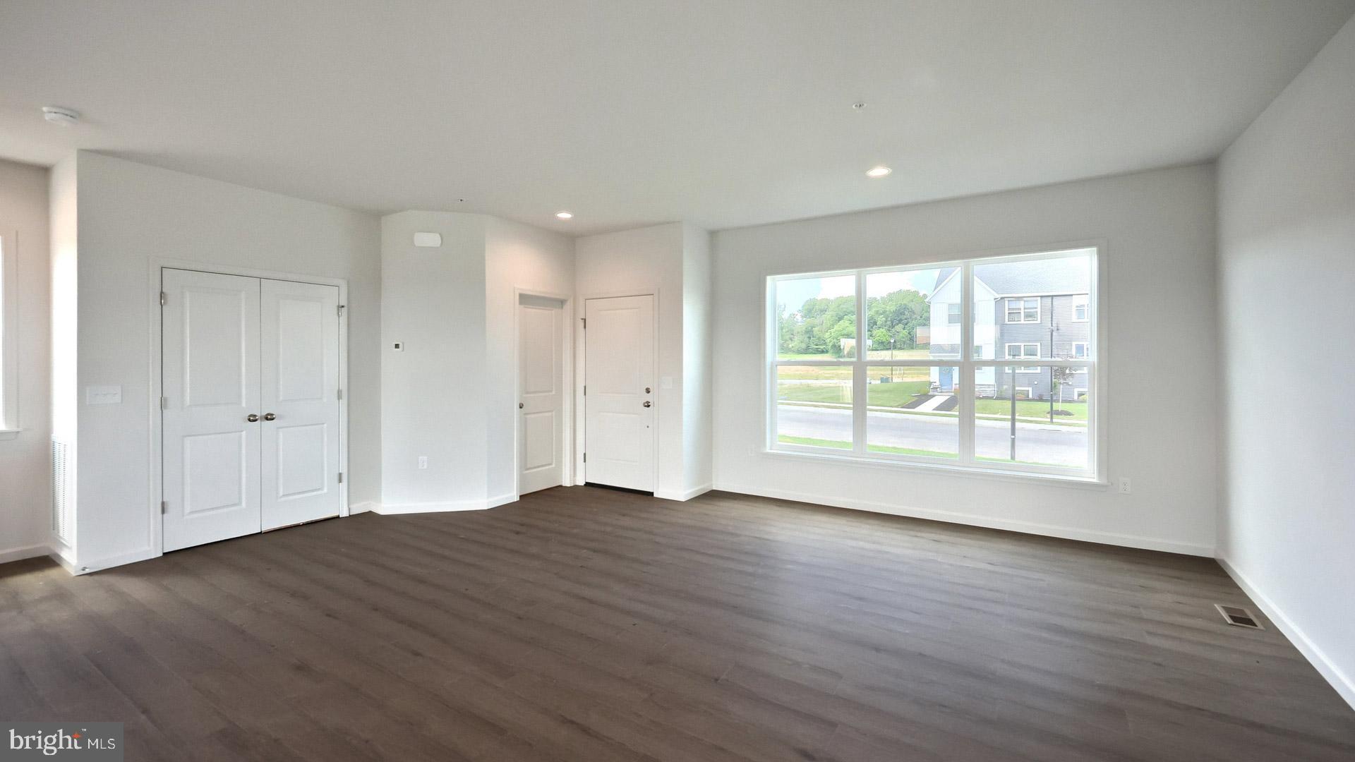 MERIDIAN HEIGHTS - Residential