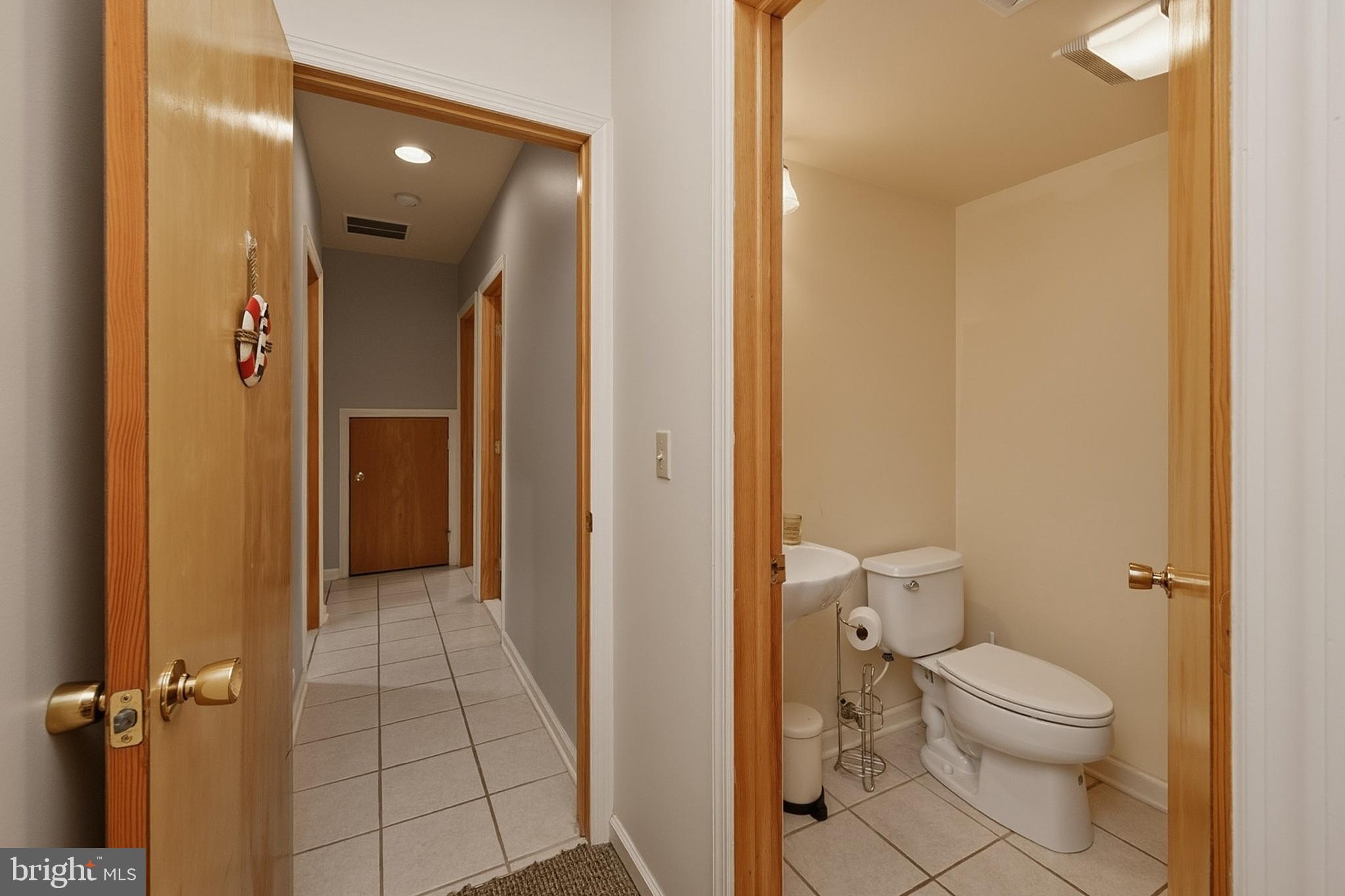 TRADERS LANDING - Residential