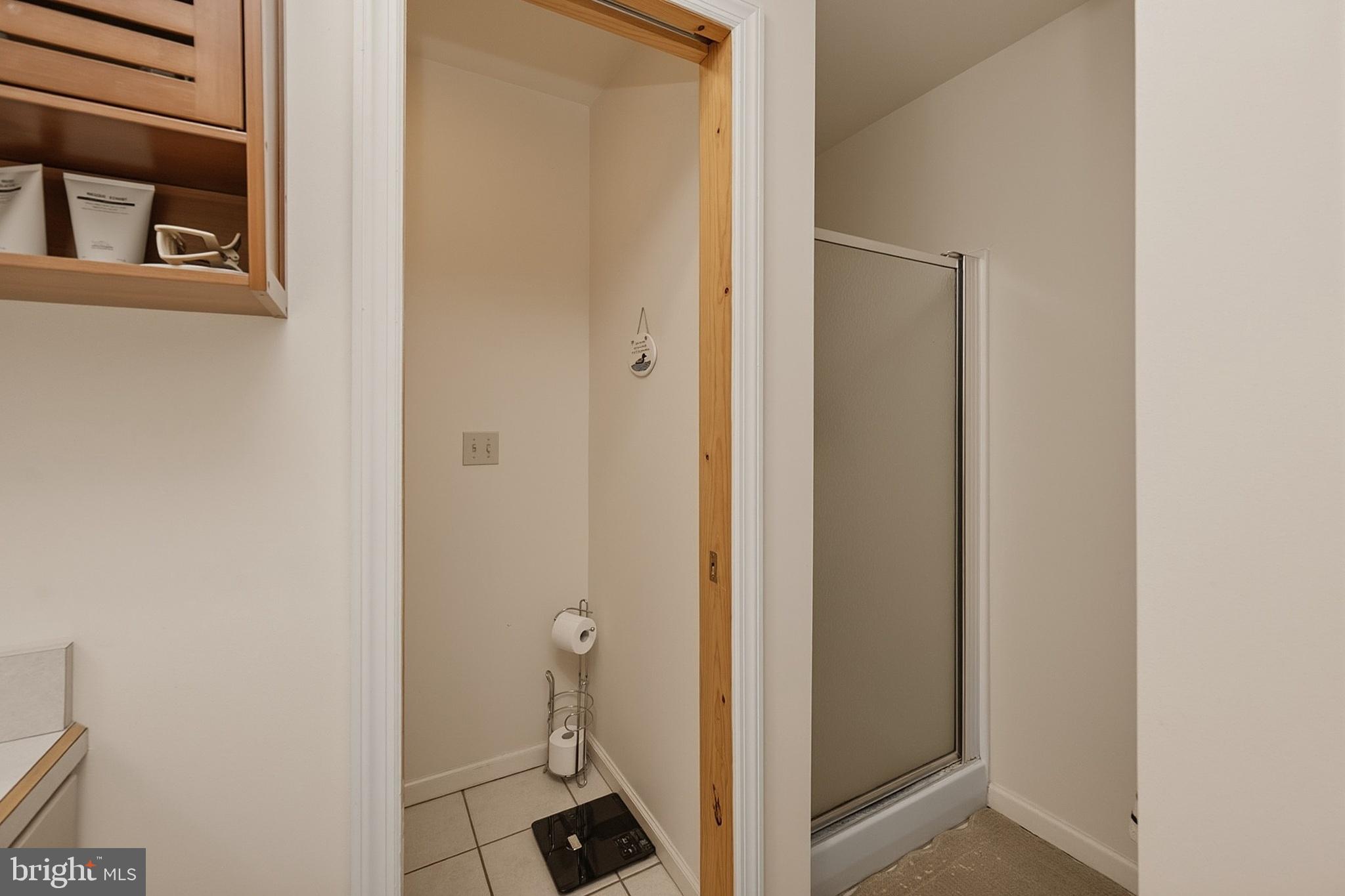 TRADERS LANDING - Residential