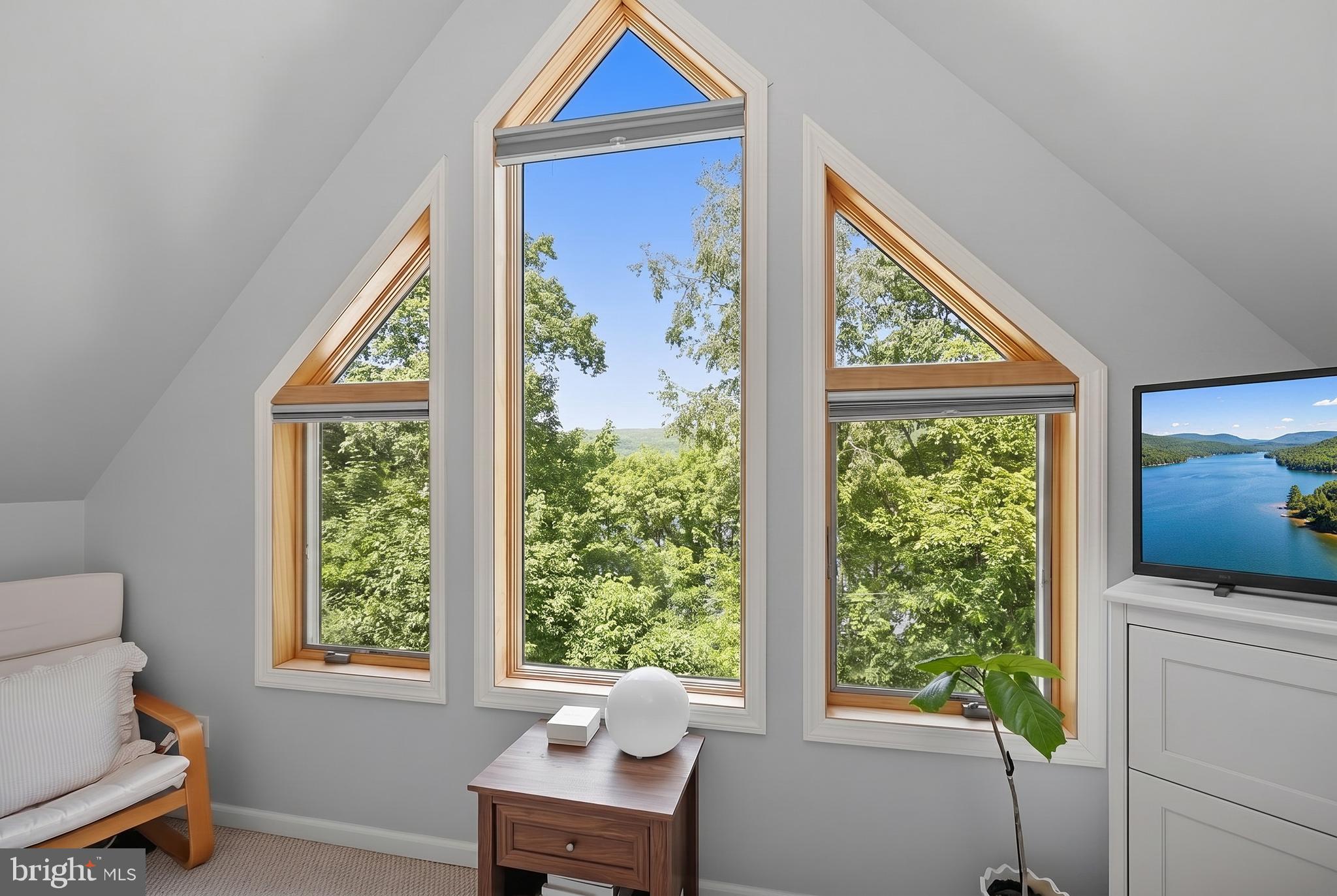 TRADERS LANDING - Residential