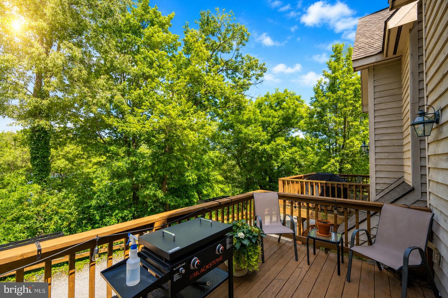 TRADERS LANDING - Residential