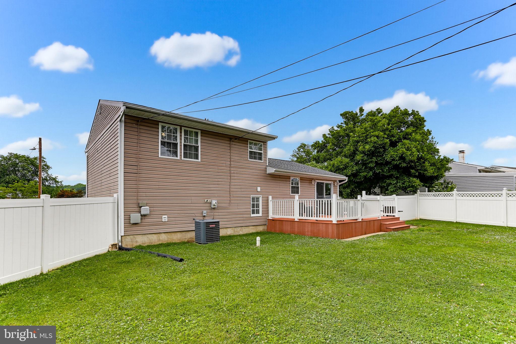 ABERDEEN HILLS - Residential