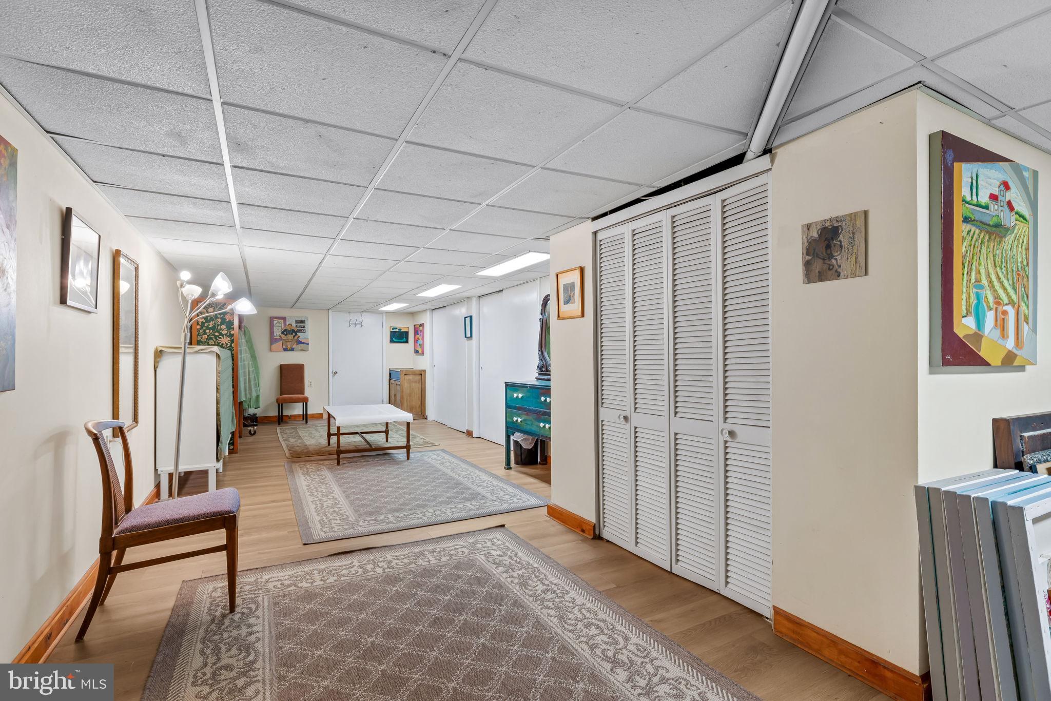 CHARLES VILLAGE - Residential