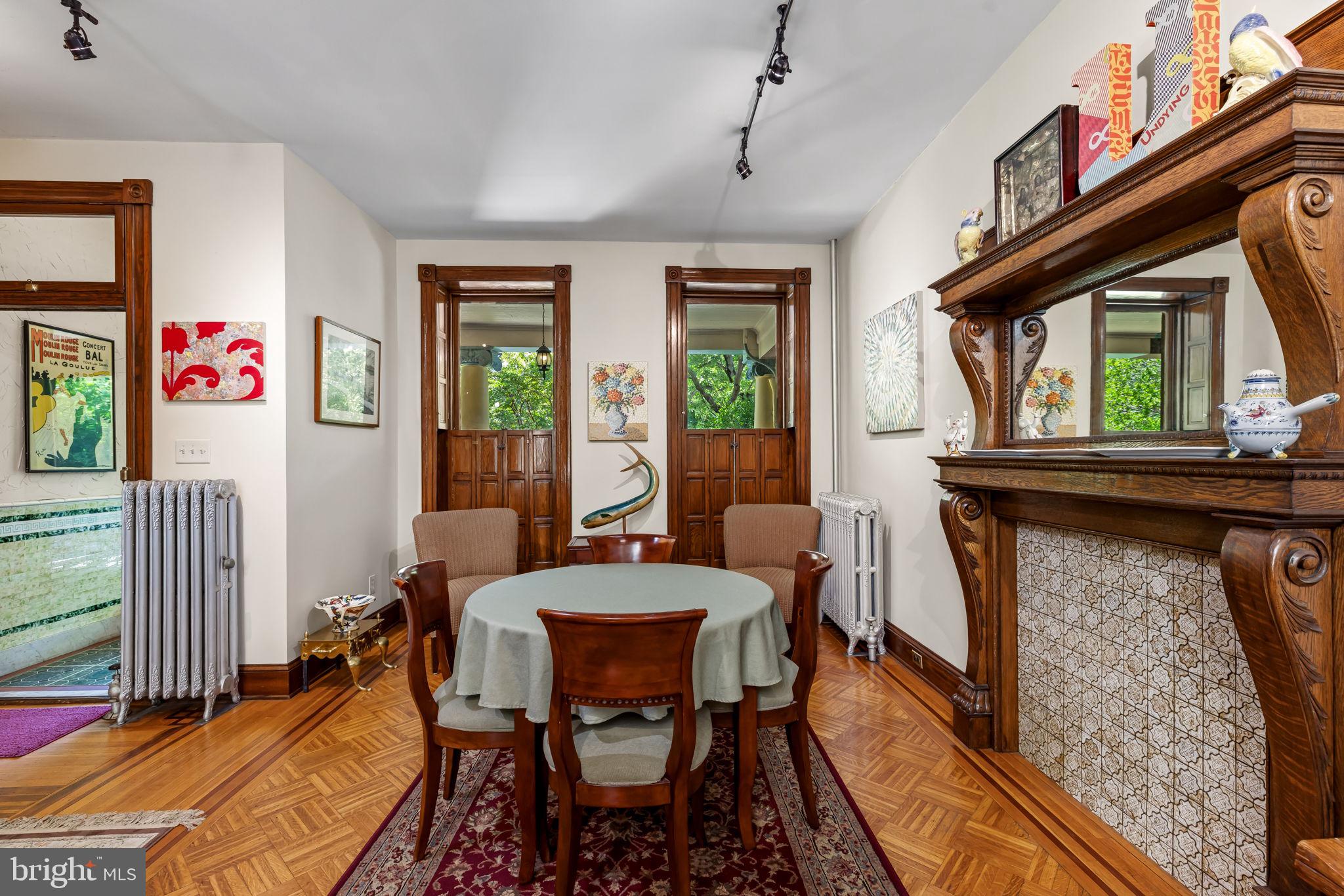 CHARLES VILLAGE - Residential