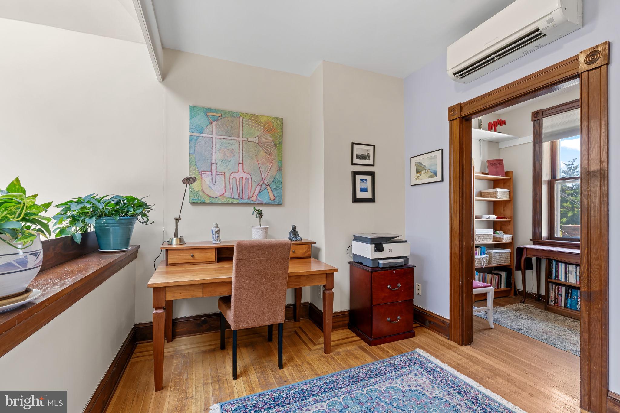 CHARLES VILLAGE - Residential