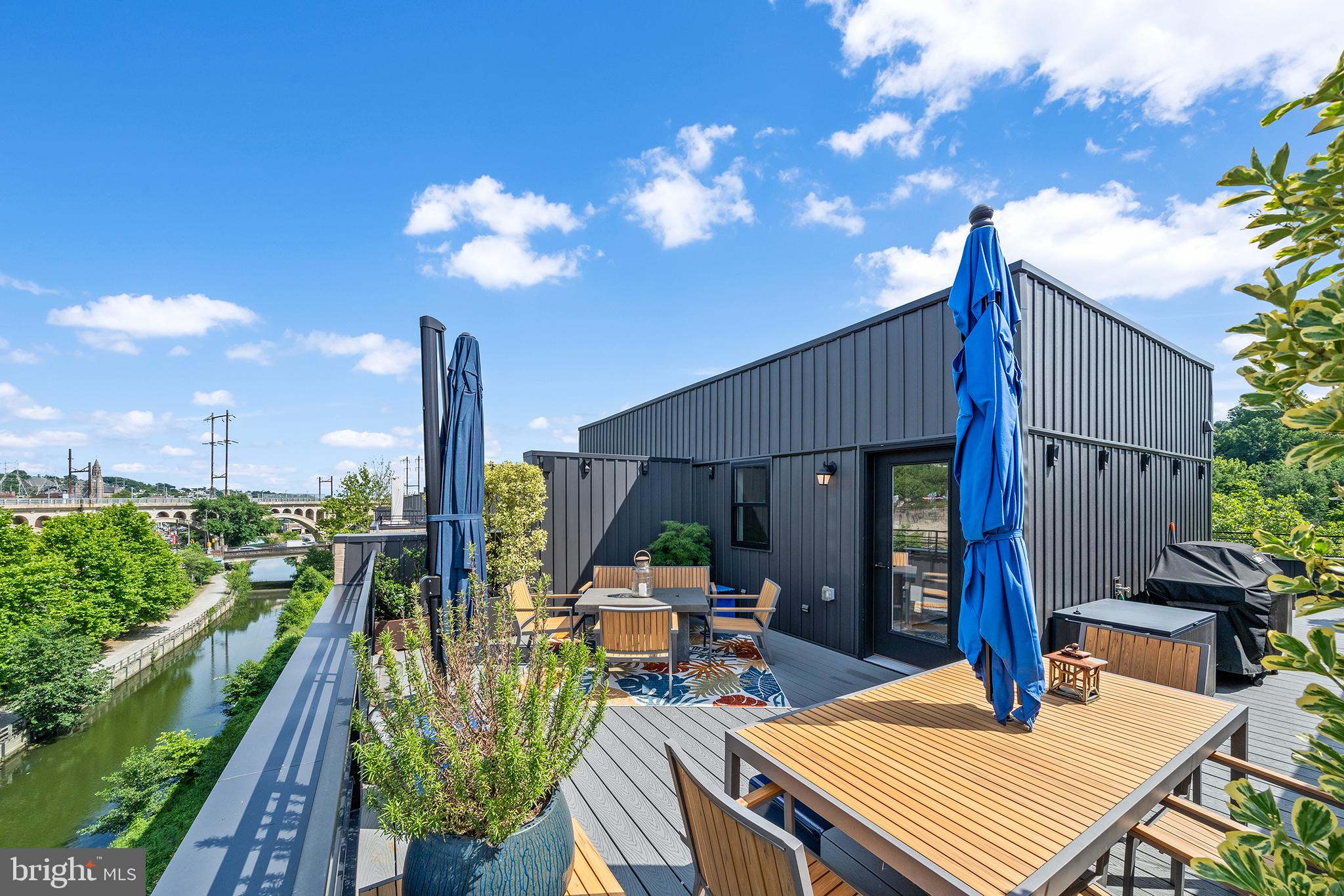 MANAYUNK - Residential