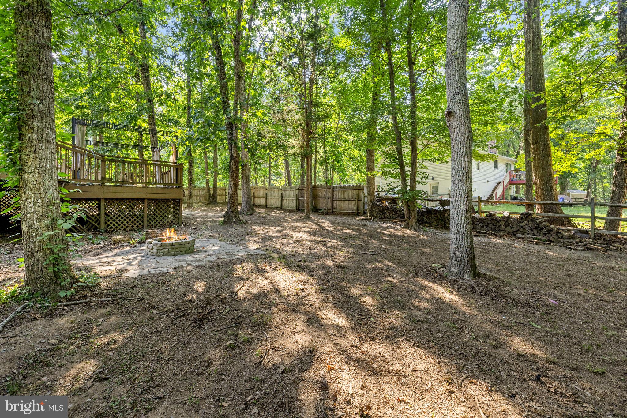 LAKE WILDERNESS - Residential