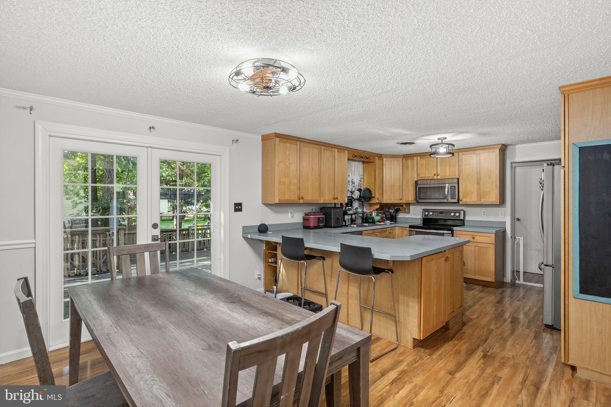 LAKE WILDERNESS - Residential