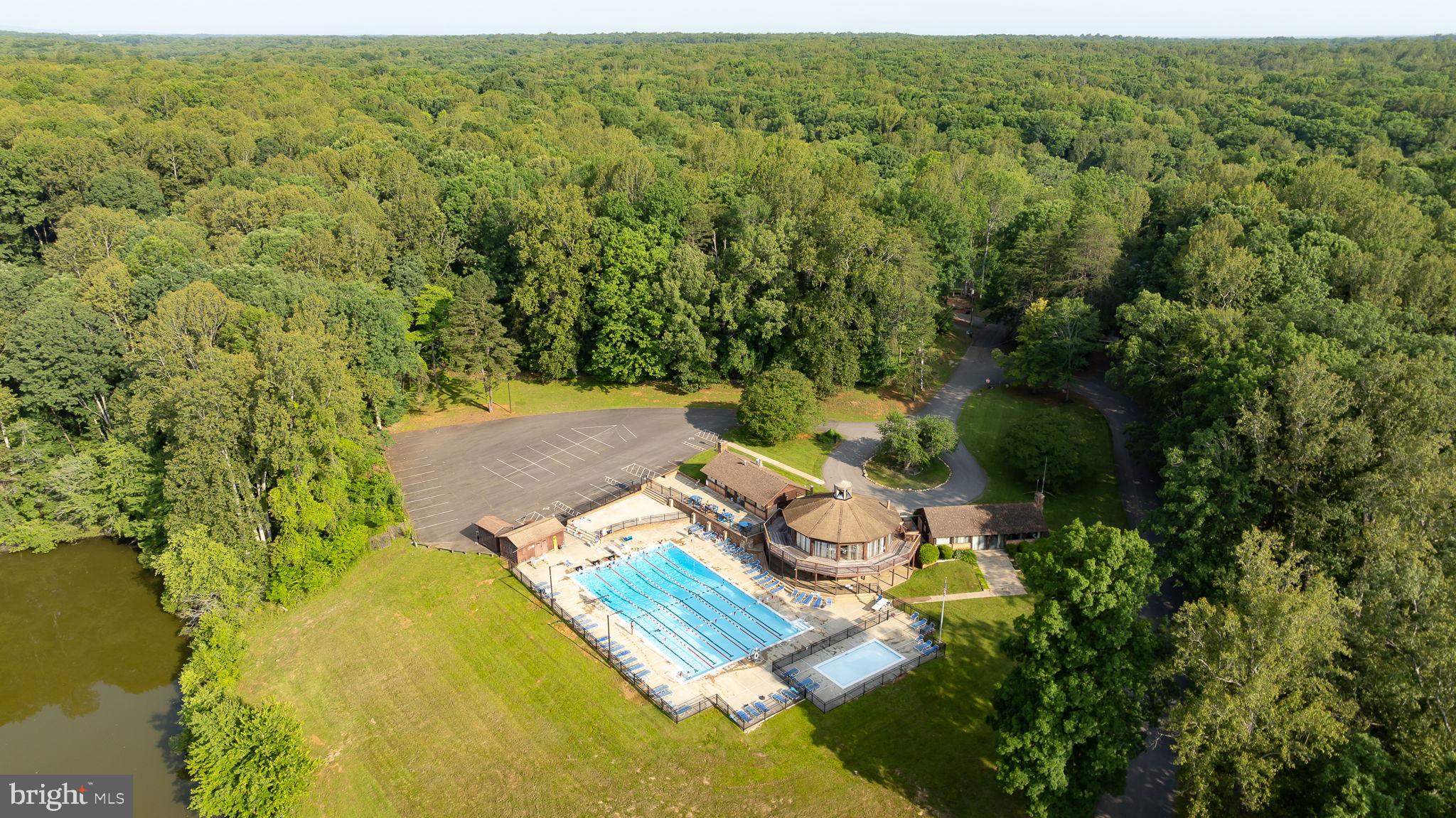 LAKE WILDERNESS - Residential