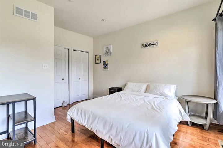 POPLAR - Residential