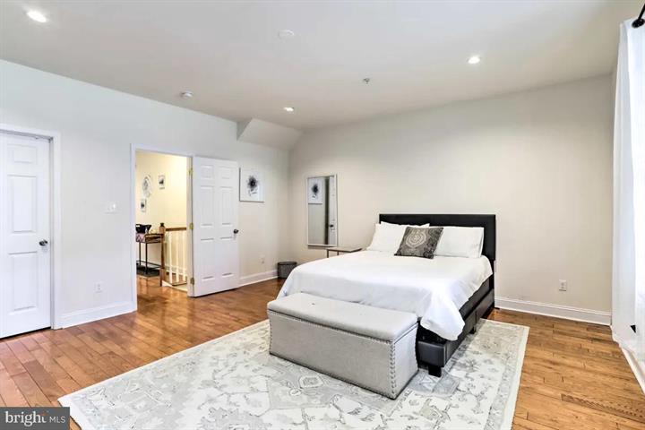POPLAR - Residential