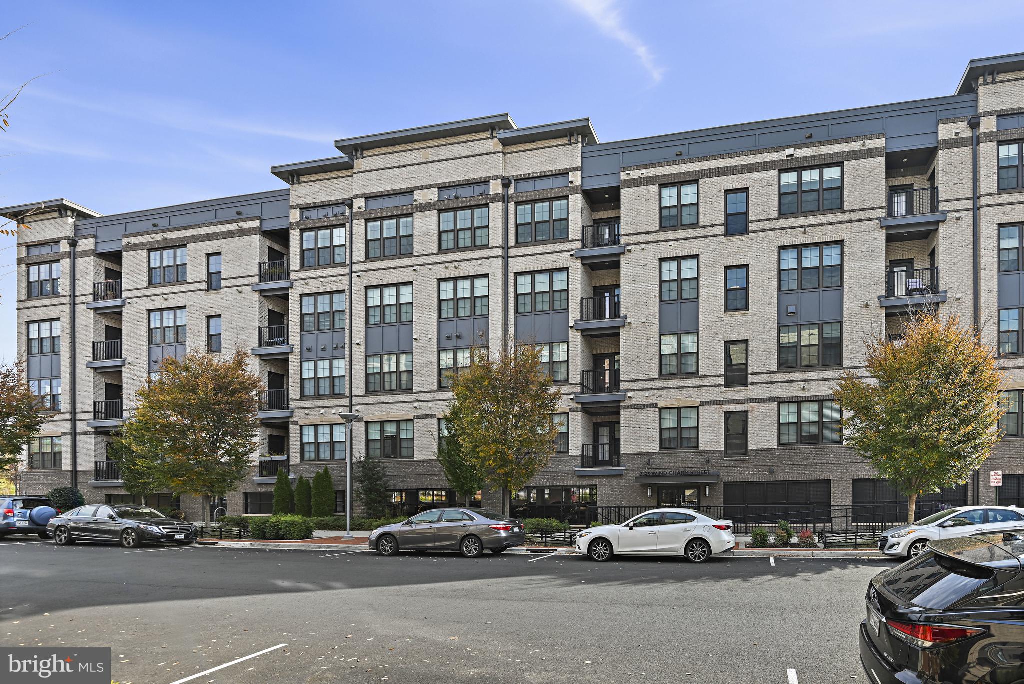 METROPARK AT ARROWBROOK - Residential