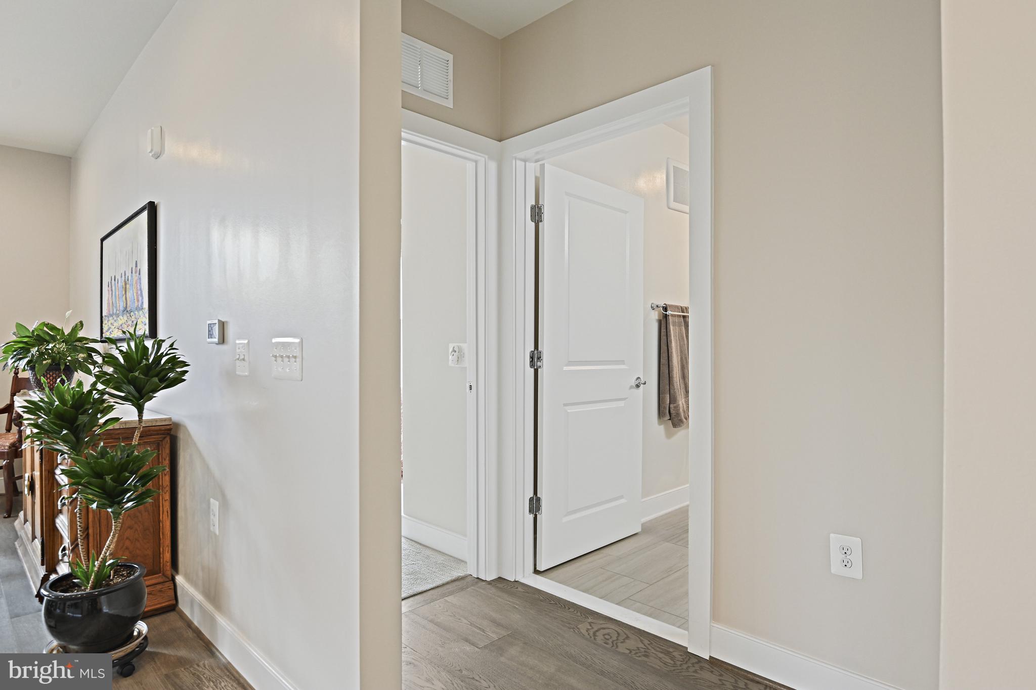 METROPARK AT ARROWBROOK - Residential