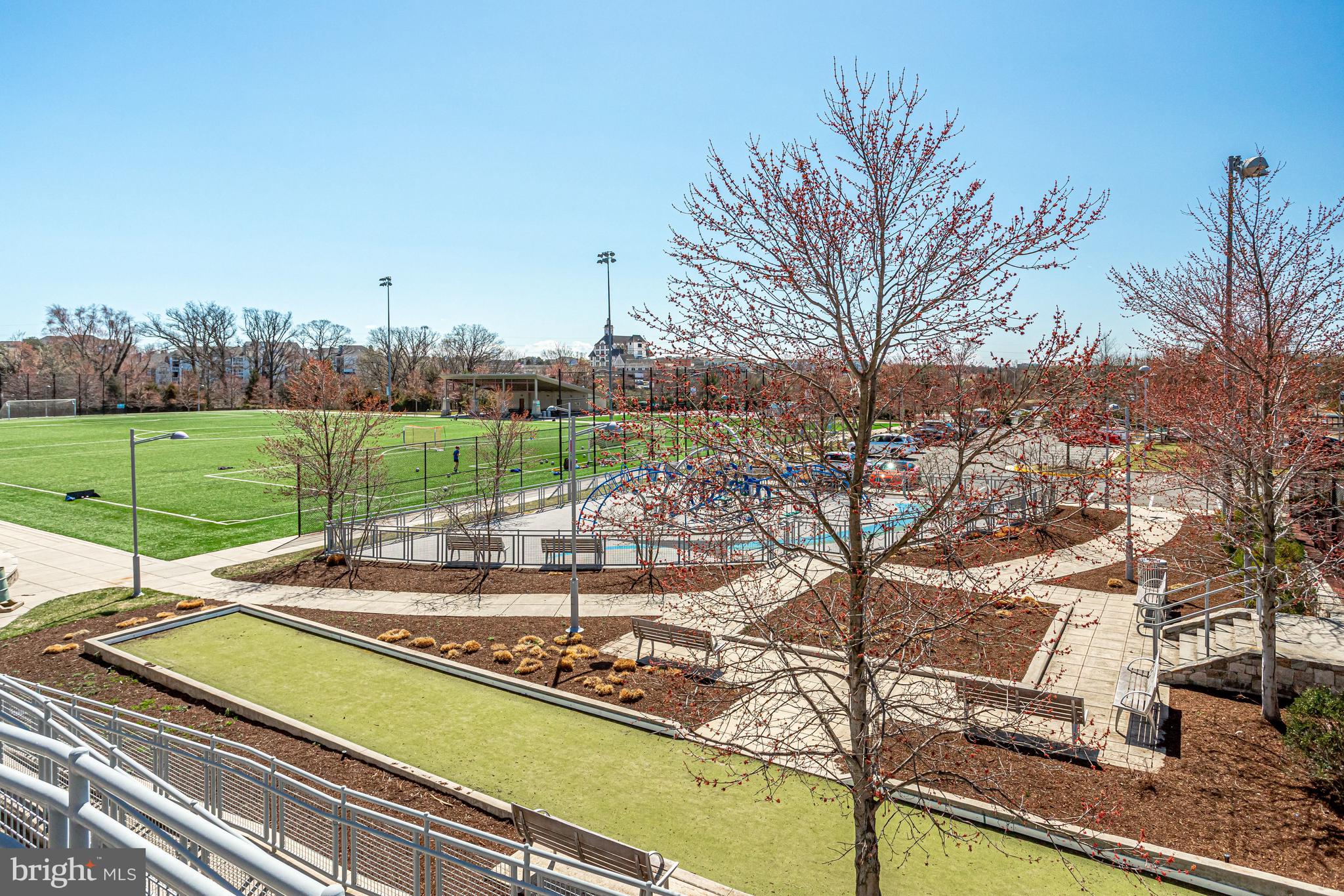 METROPARK AT ARROWBROOK - Residential
