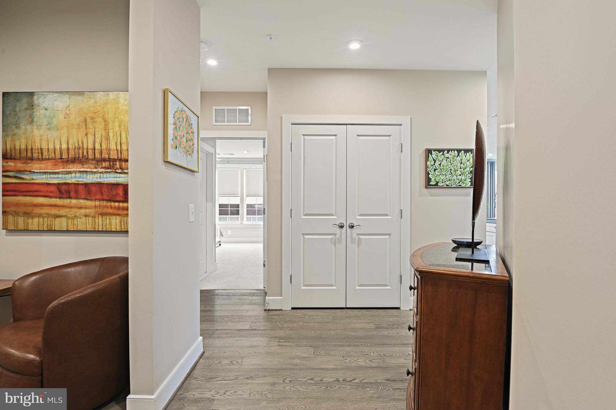 METROPARK AT ARROWBROOK - Residential