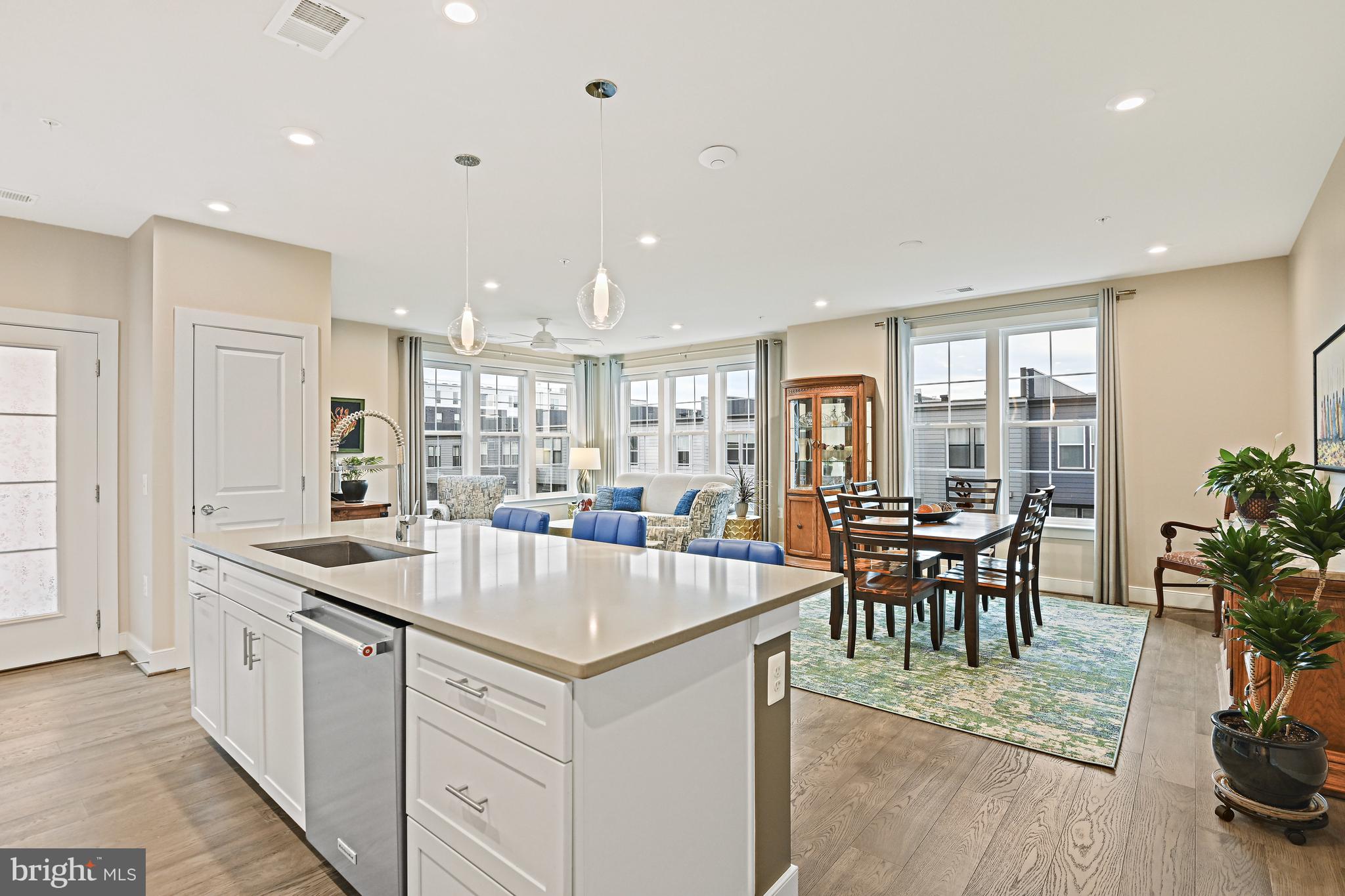 METROPARK AT ARROWBROOK - Residential