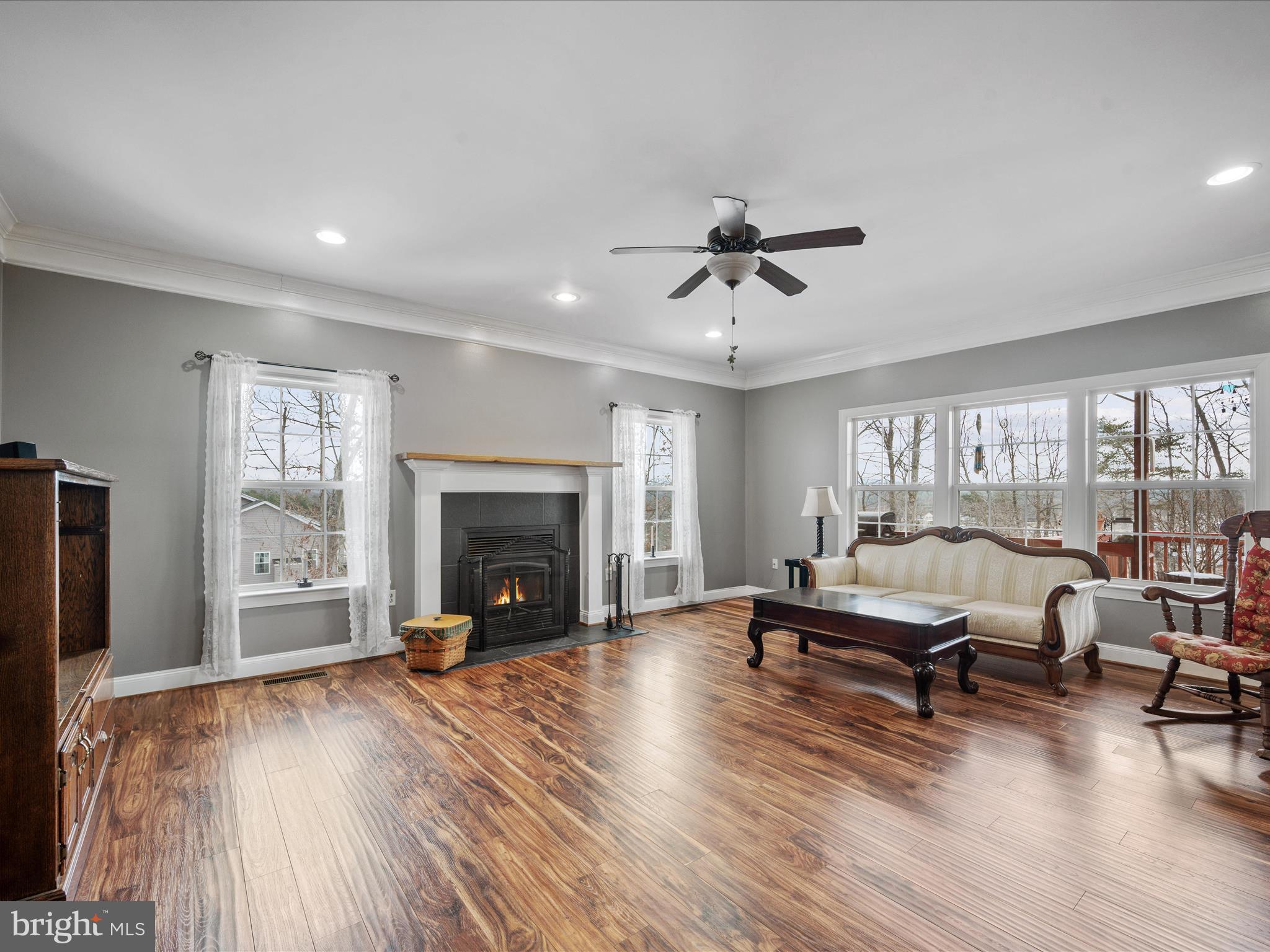 FLINT RIDGE - Residential