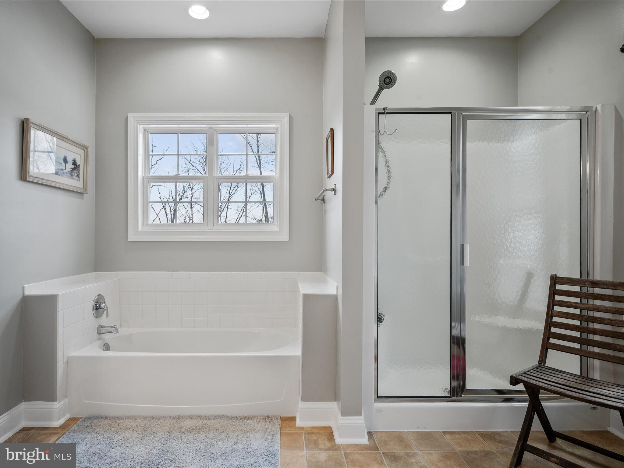 FLINT RIDGE - Residential