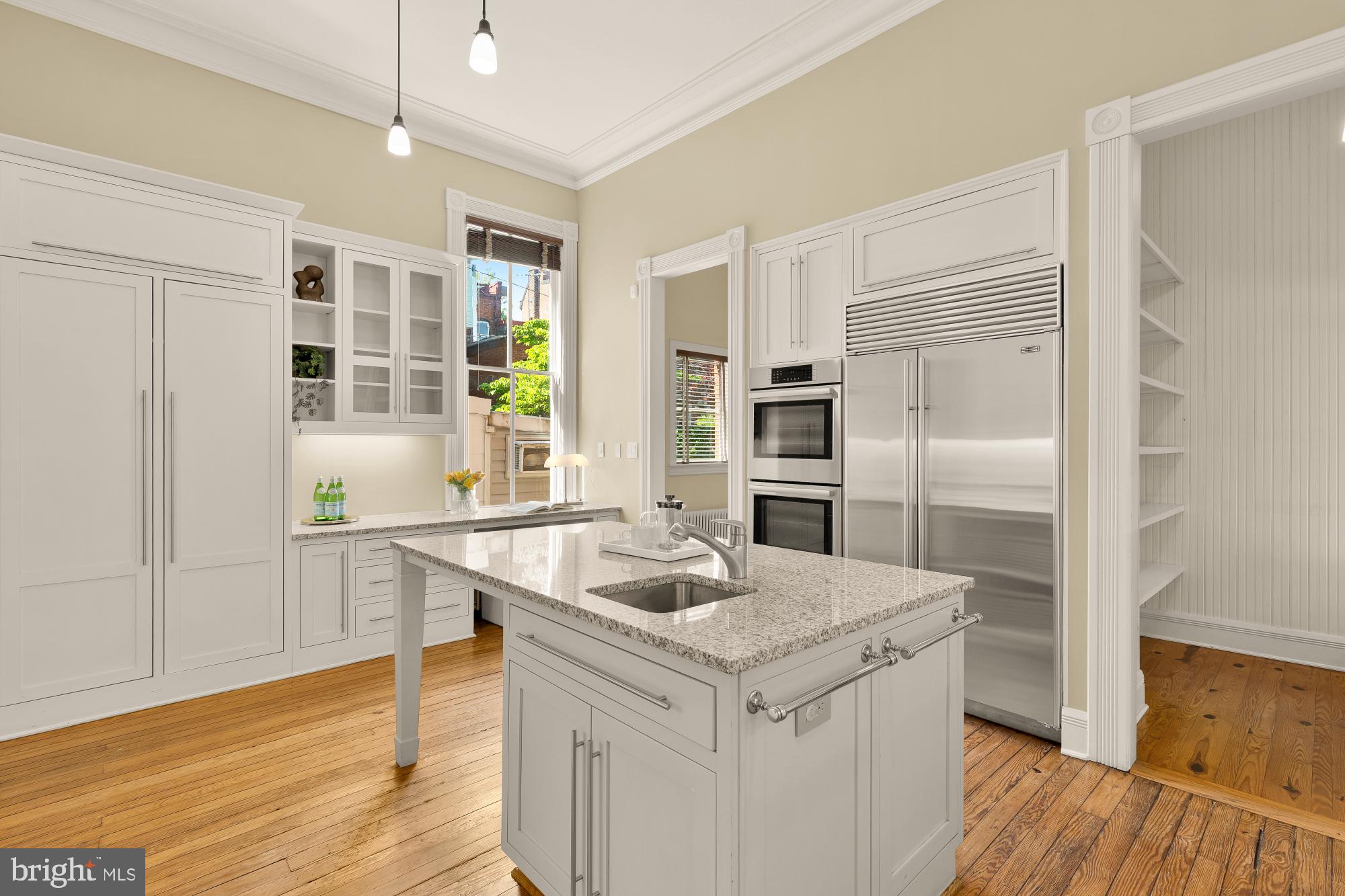 CAPITOL HILL - Residential