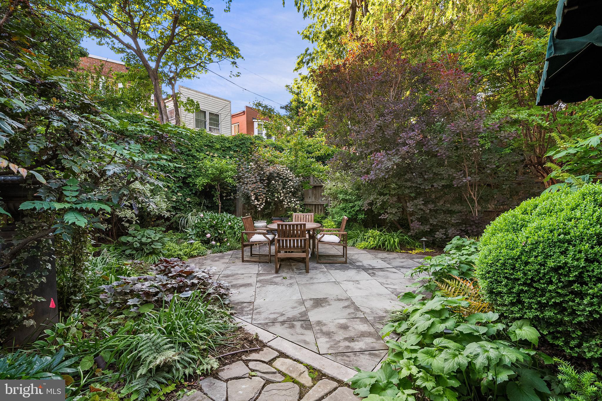 CAPITOL HILL - Residential