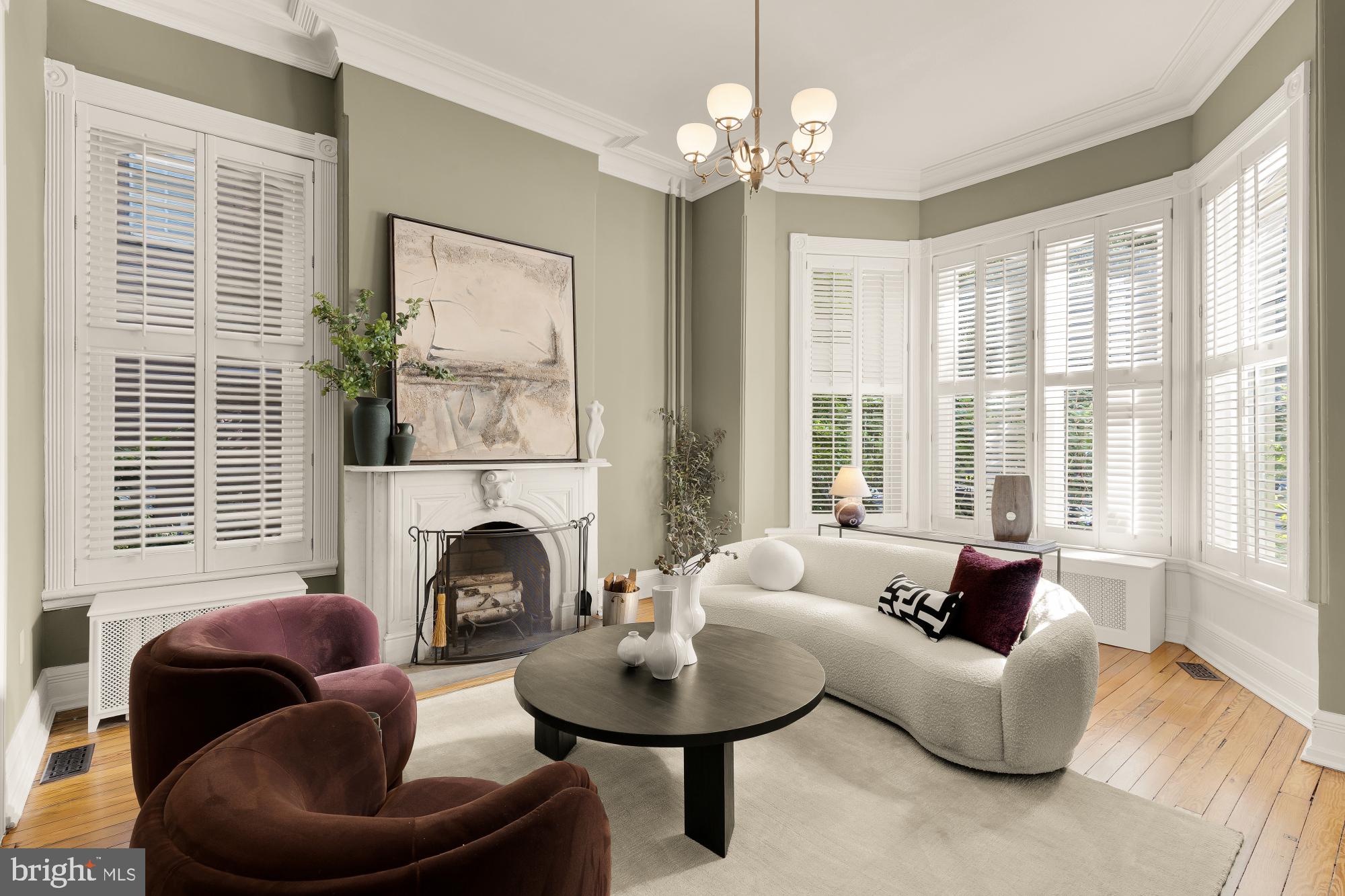 CAPITOL HILL - Residential