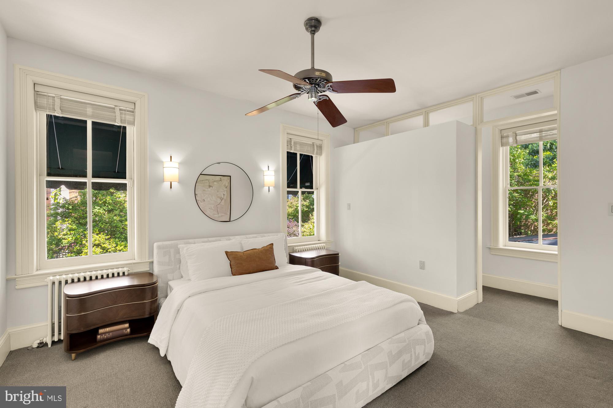 CAPITOL HILL - Residential