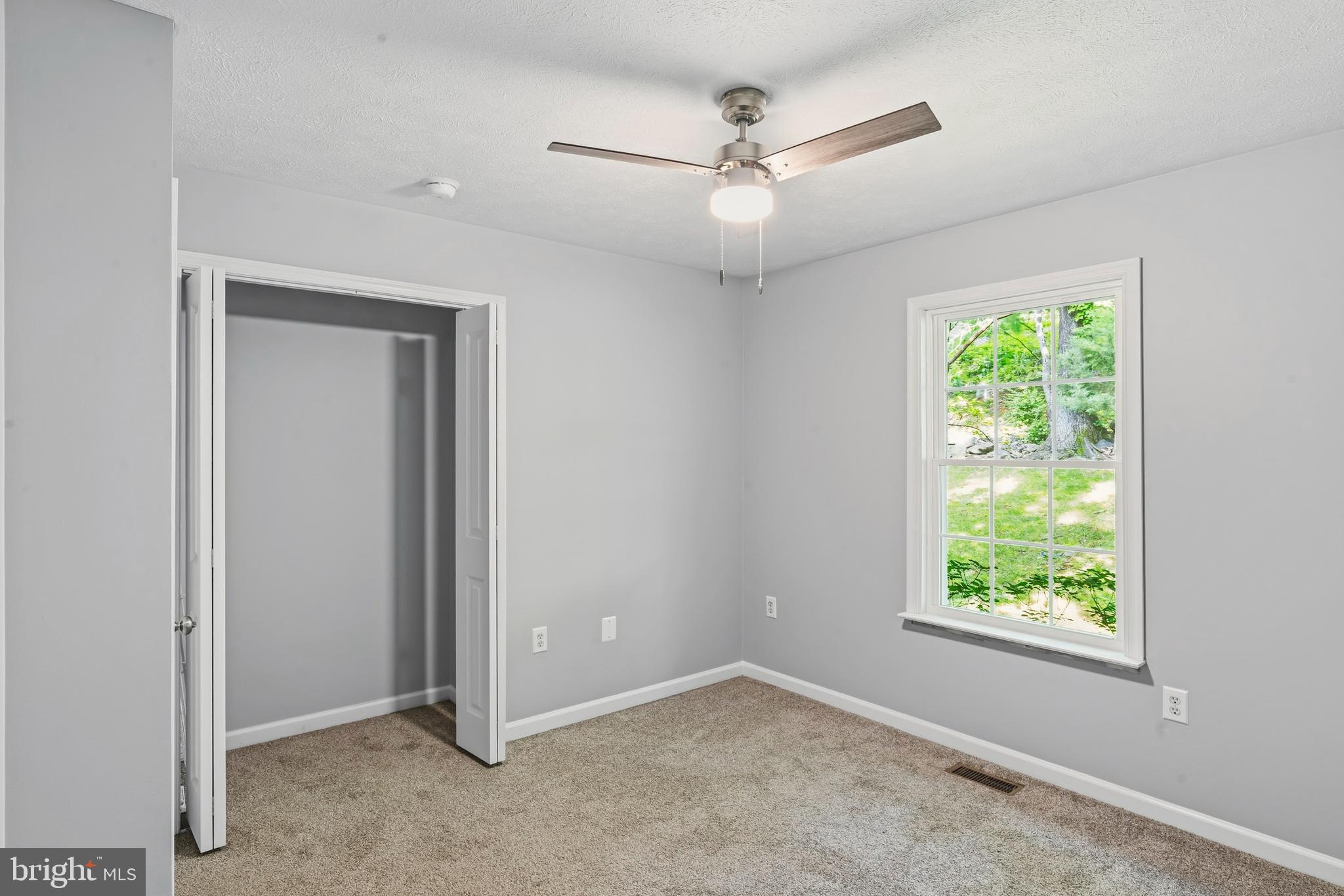 SKYLAND ESTATES - Residential