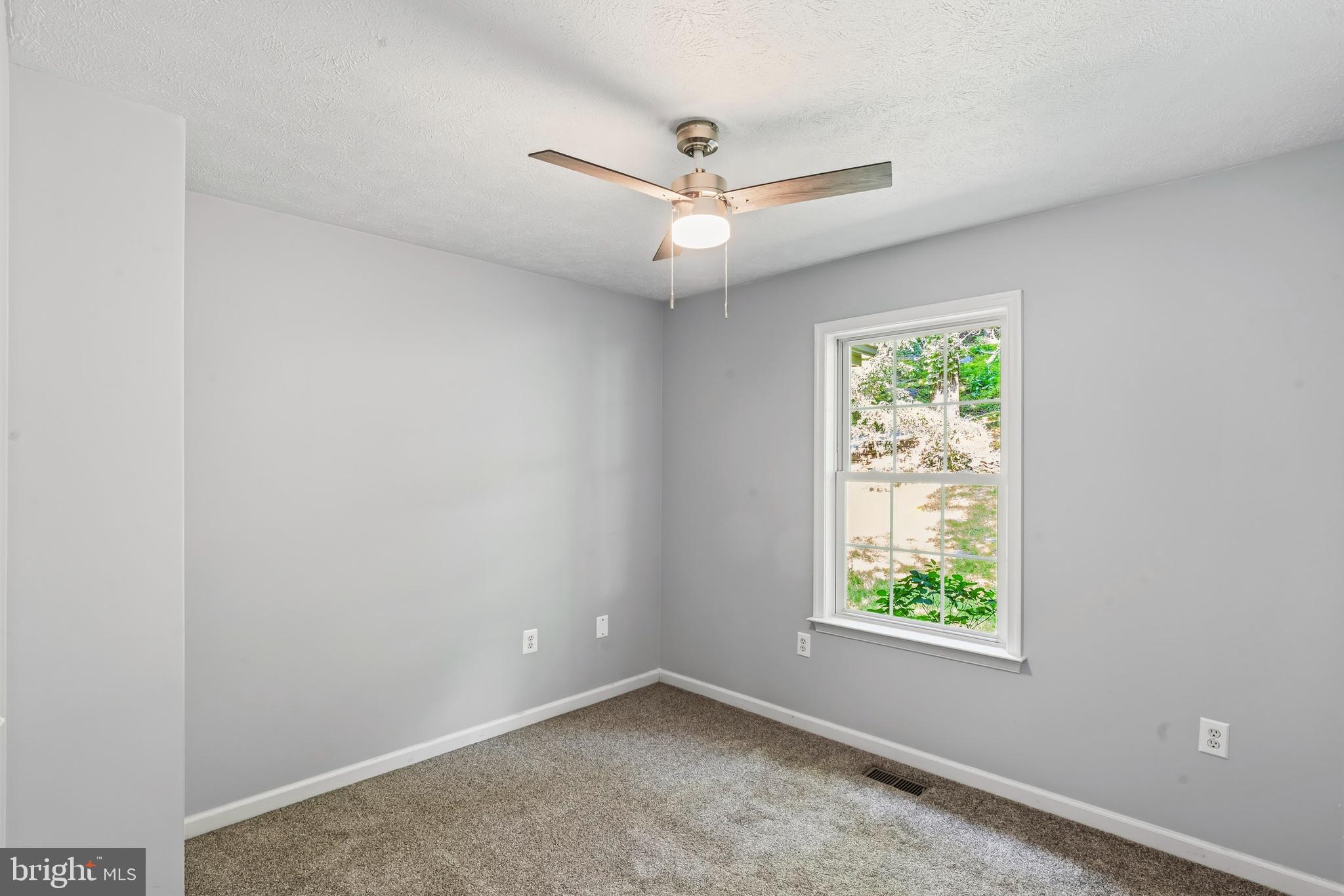 SKYLAND ESTATES - Residential