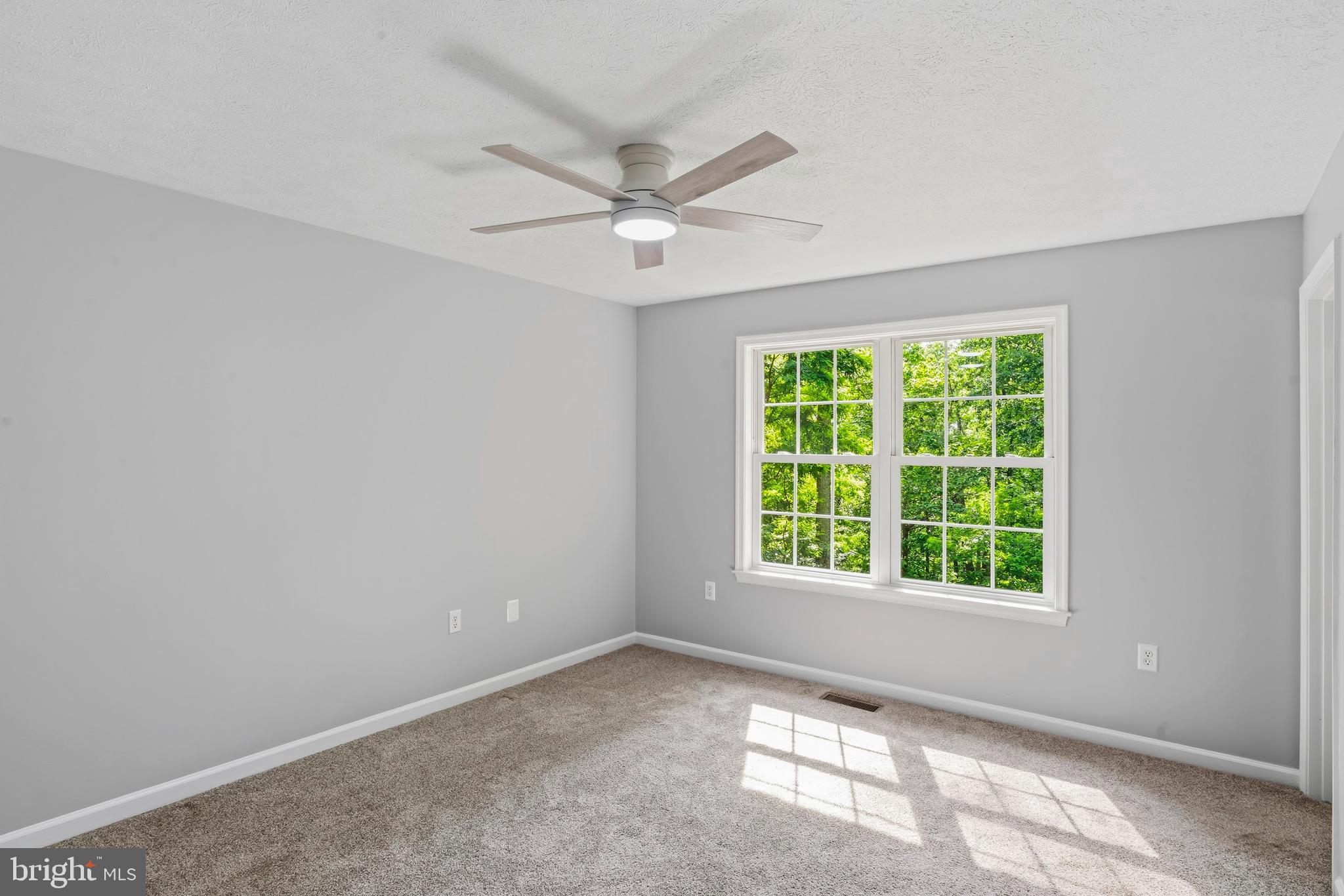SKYLAND ESTATES - Residential