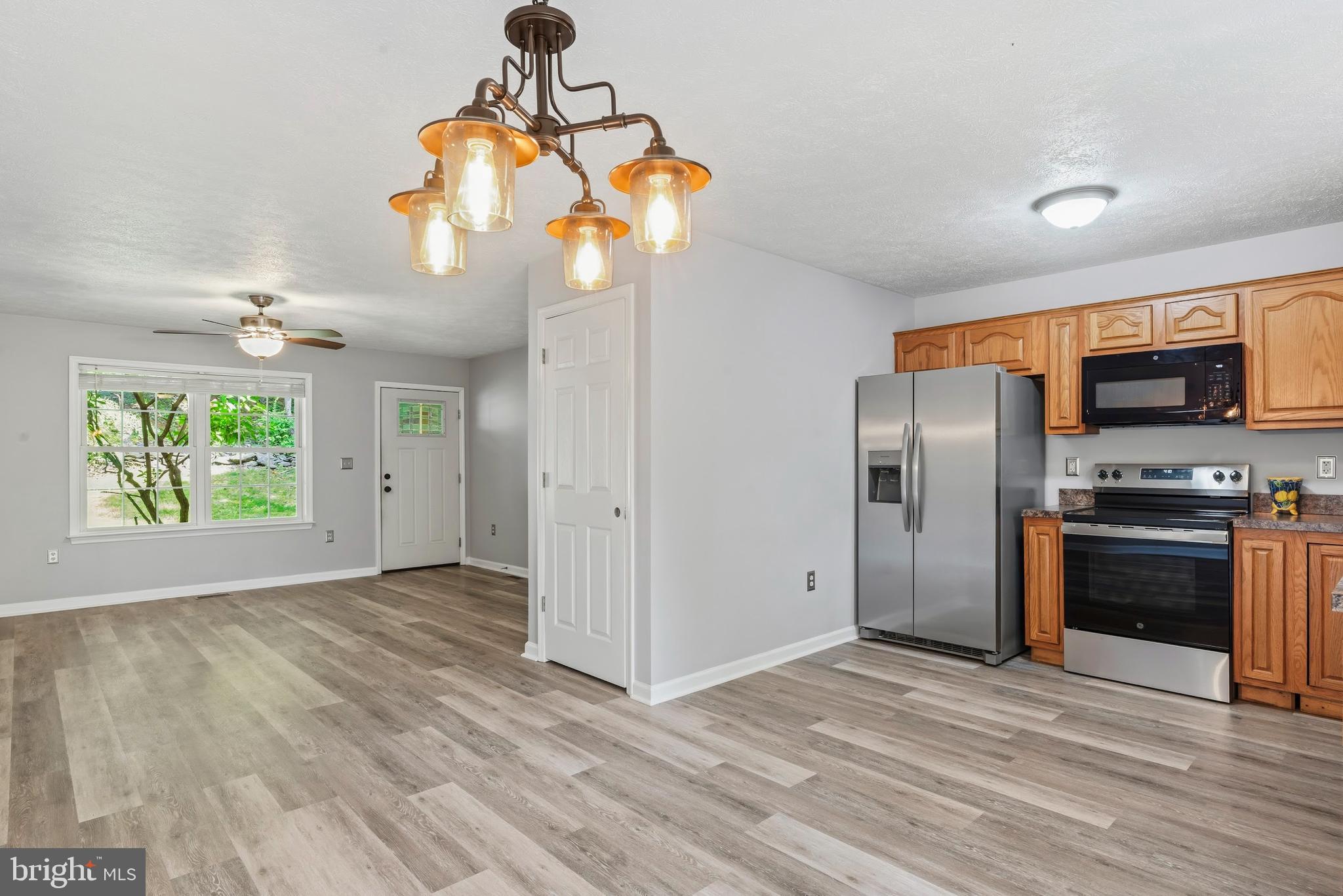 SKYLAND ESTATES - Residential